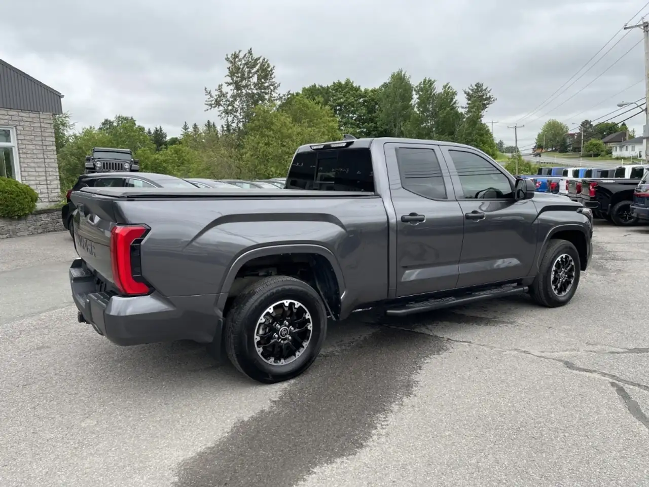 Toyota Tundra снимка Toyota Tundra