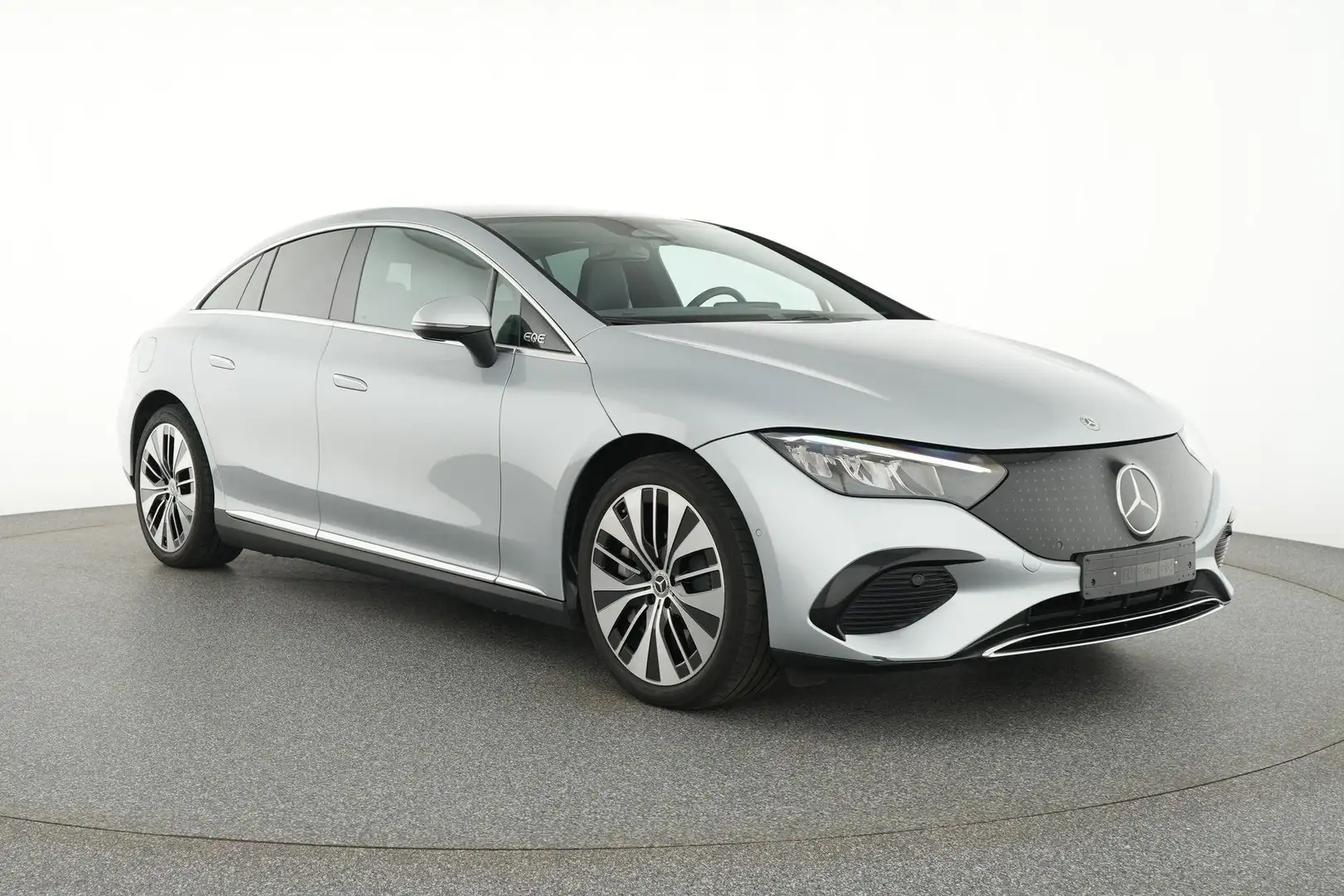Mercedes-Benz EQE 300 Luxury Line + LEDER + TREKHAAK + CARPLAY + CAMERA Argent - 2