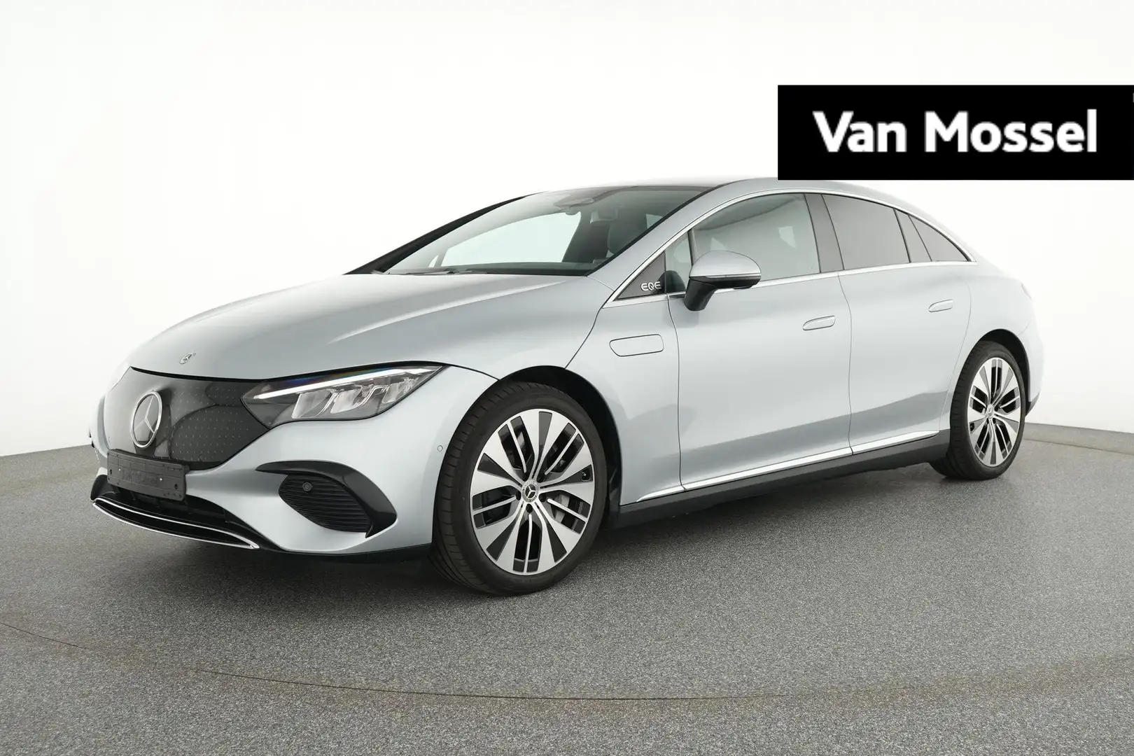 Mercedes-Benz EQE 300 Luxury Line + LEDER + TREKHAAK + CARPLAY + CAMERA Argent - 1