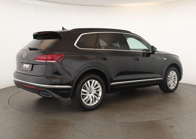 Volkswagen Touareg 3.0 TDI 4M Elegance Vienna Inno Kam AHK — photo 5