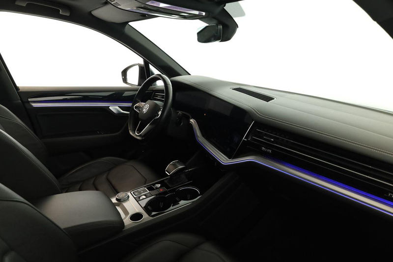 Volkswagen Touareg 3.0 TDI 4M Elegance Vienna Inno Kam AHK — photo 13