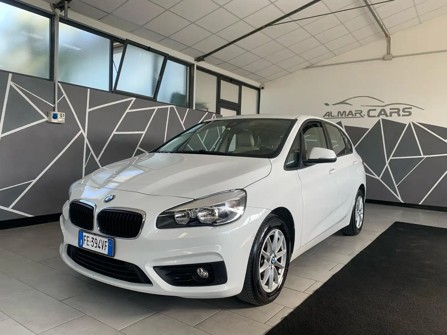 BMW 216 216d Active Tourer - 1