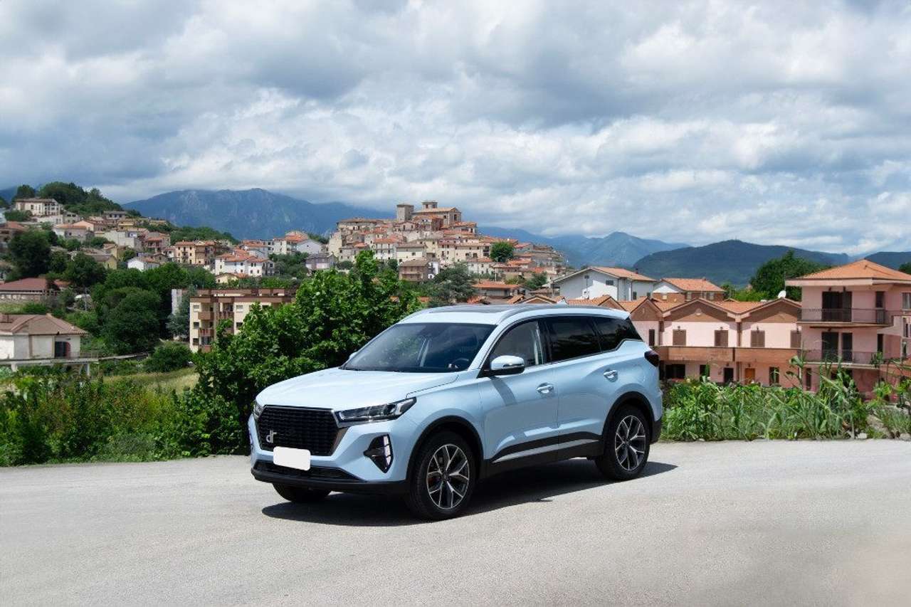 DR Automobiles DR6.0 1.5 Turbo CVT