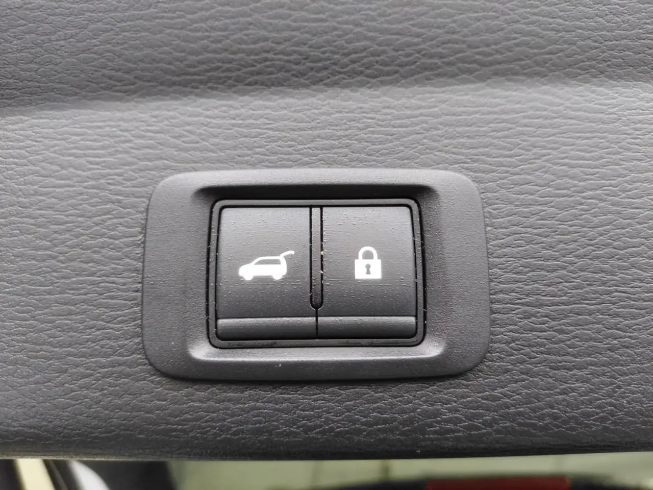 Mitsubishi Outlander снимка Mitsubishi Outlander