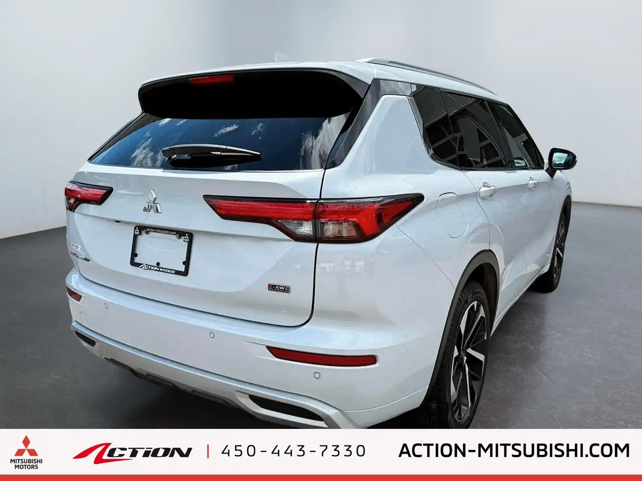 Mitsubishi Outlander снимка Mitsubishi Outlander