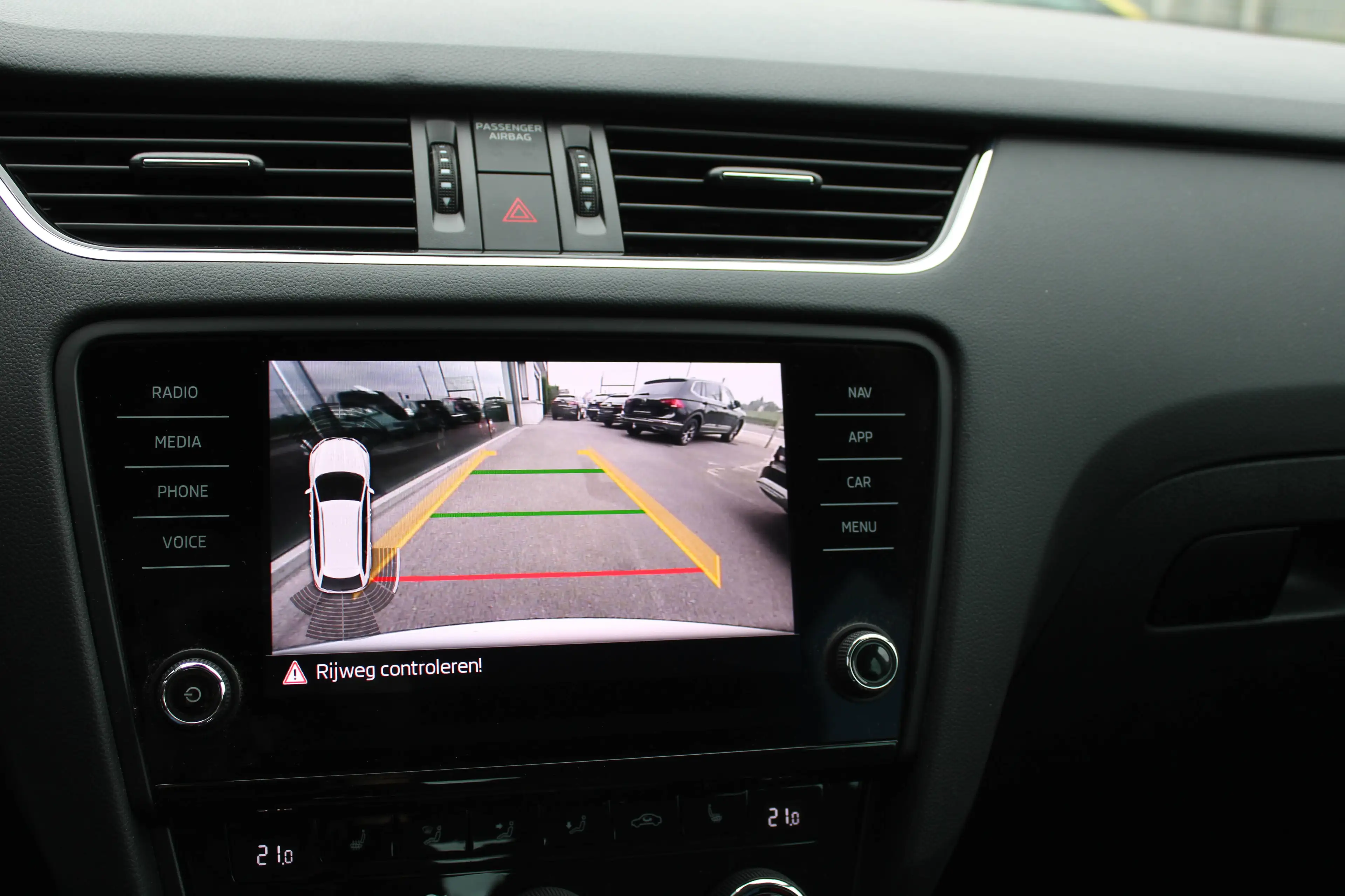 Skoda Octavia Octavia SW 1.0 TSI-CAMERA-AC-NAVI-TREKHAAK — photo 8