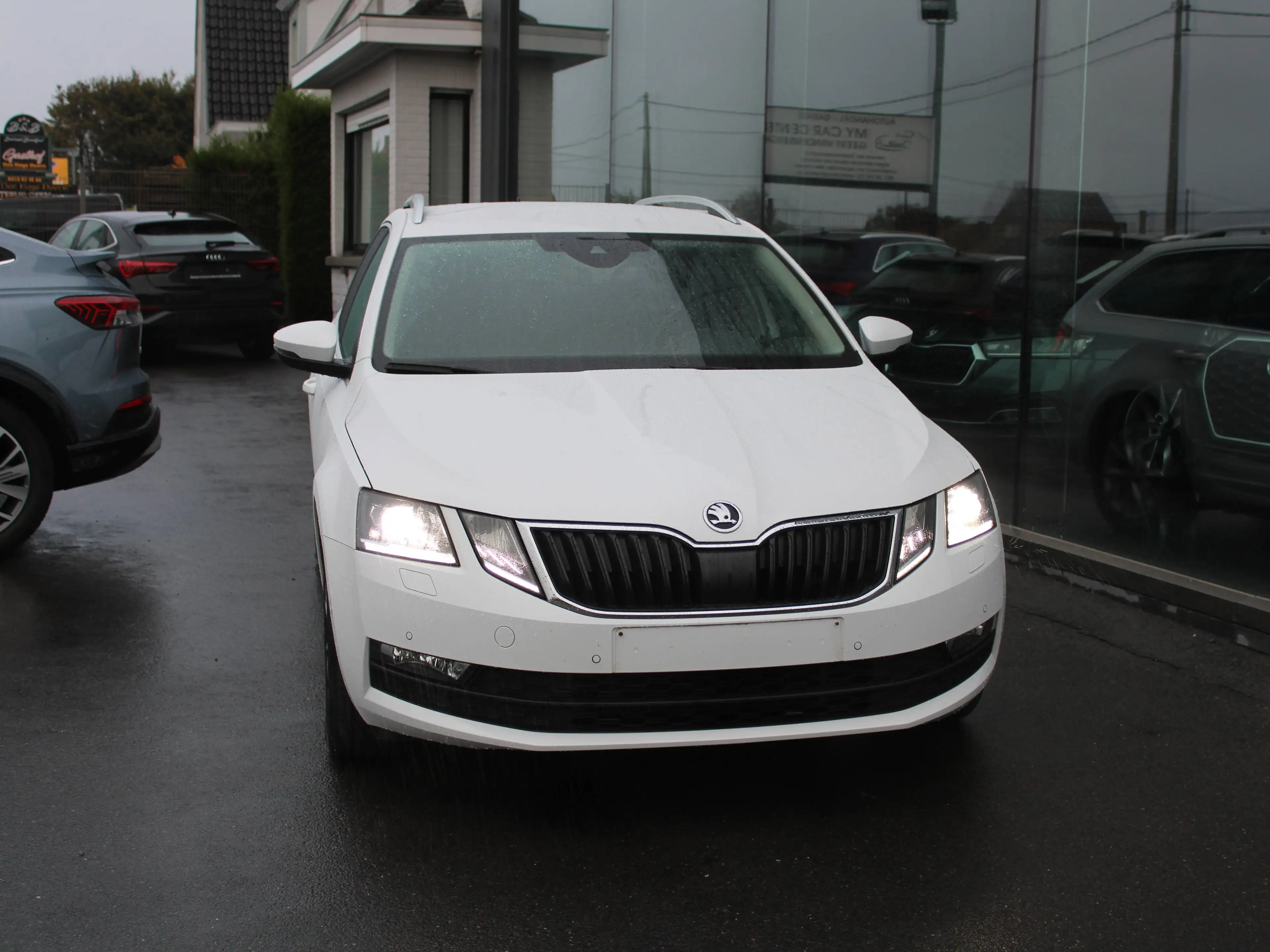 Skoda Octavia Octavia SW 1.0 TSI-CAMERA-AC-NAVI-TREKHAAK — photo 3