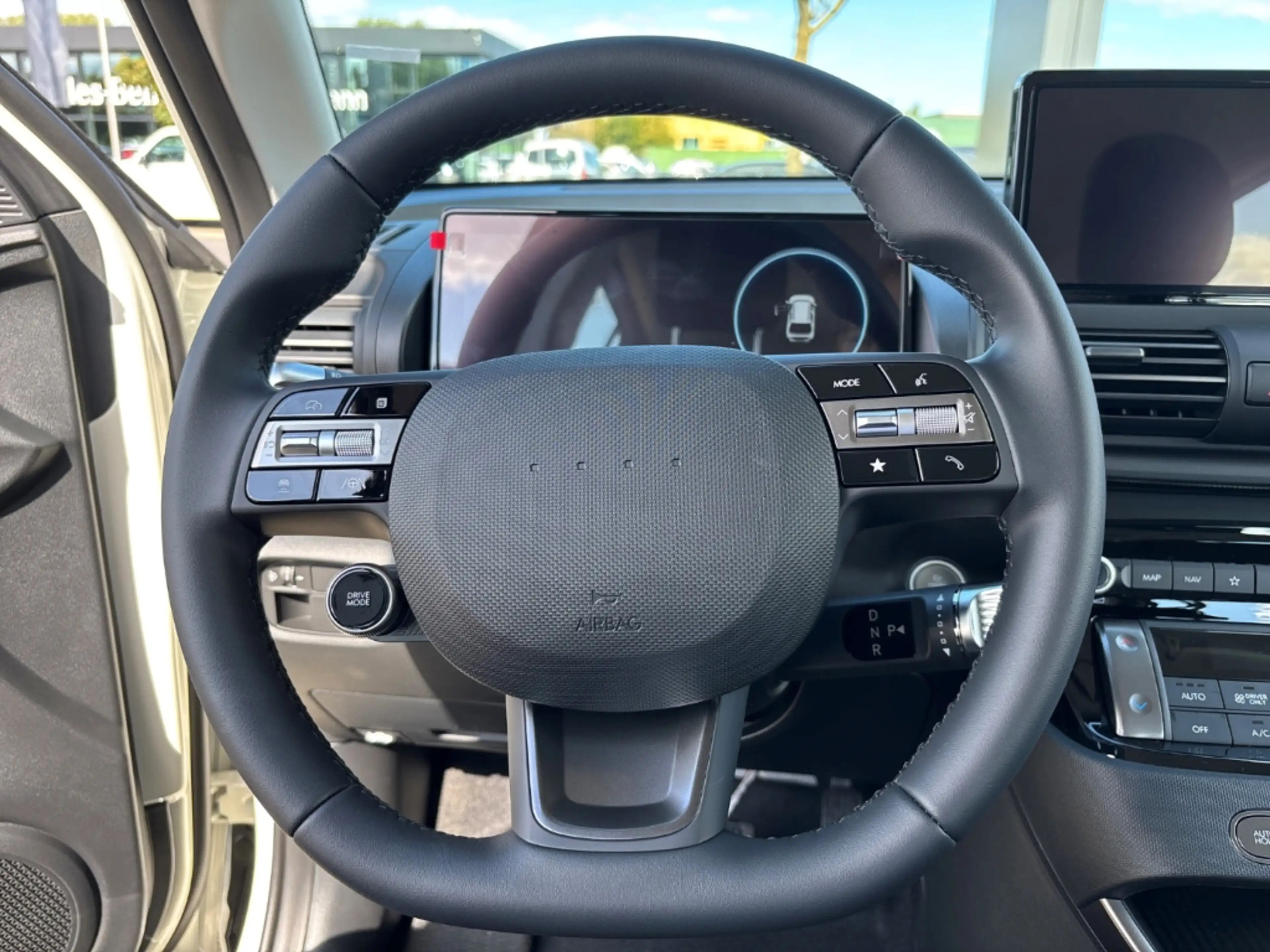 Hyundai Inster Elektro 71 kW FWD EV  42 kWh (97 PS) 2WD Select — photo 12