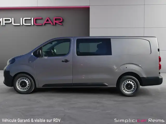 Opel Vivaro view 4
