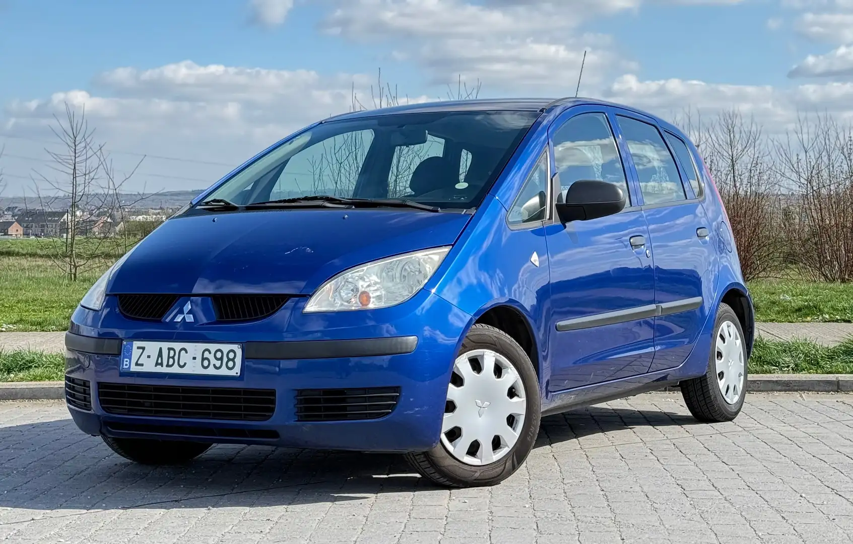 Mitsubishi Colt Colt 1.3i 16v Insport • Airco • Bleu - 1
