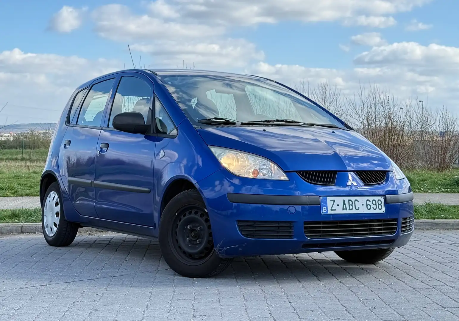 Mitsubishi Colt Colt 1.3i 16v Insport • Airco • Bleu - 2