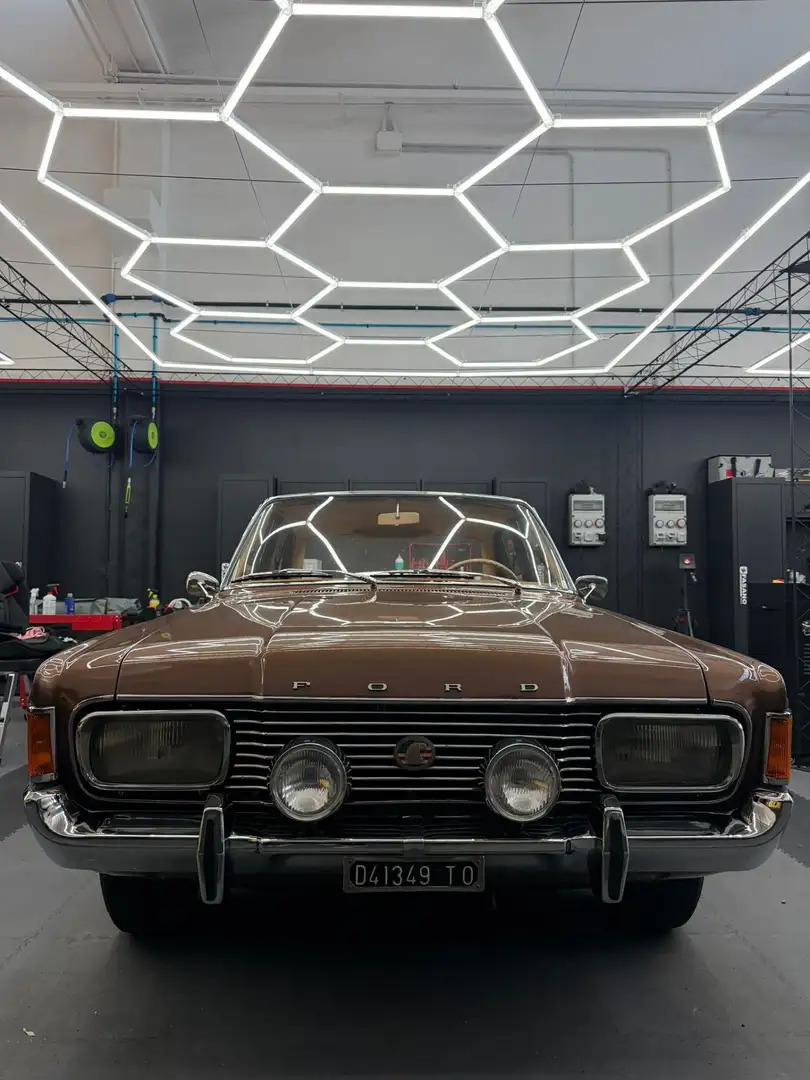 Ford Taunus 4p 2.0 Ghia - 2