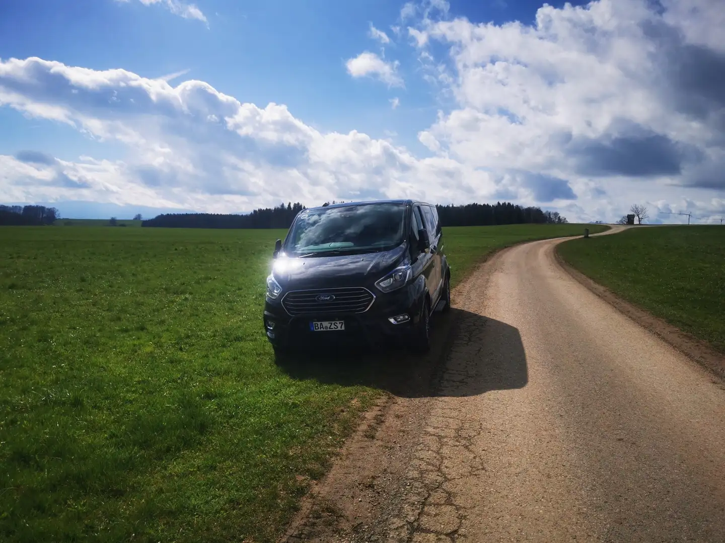 Ford Transit Custom 320 L2 Tourneo Titanium Schwarz - 2