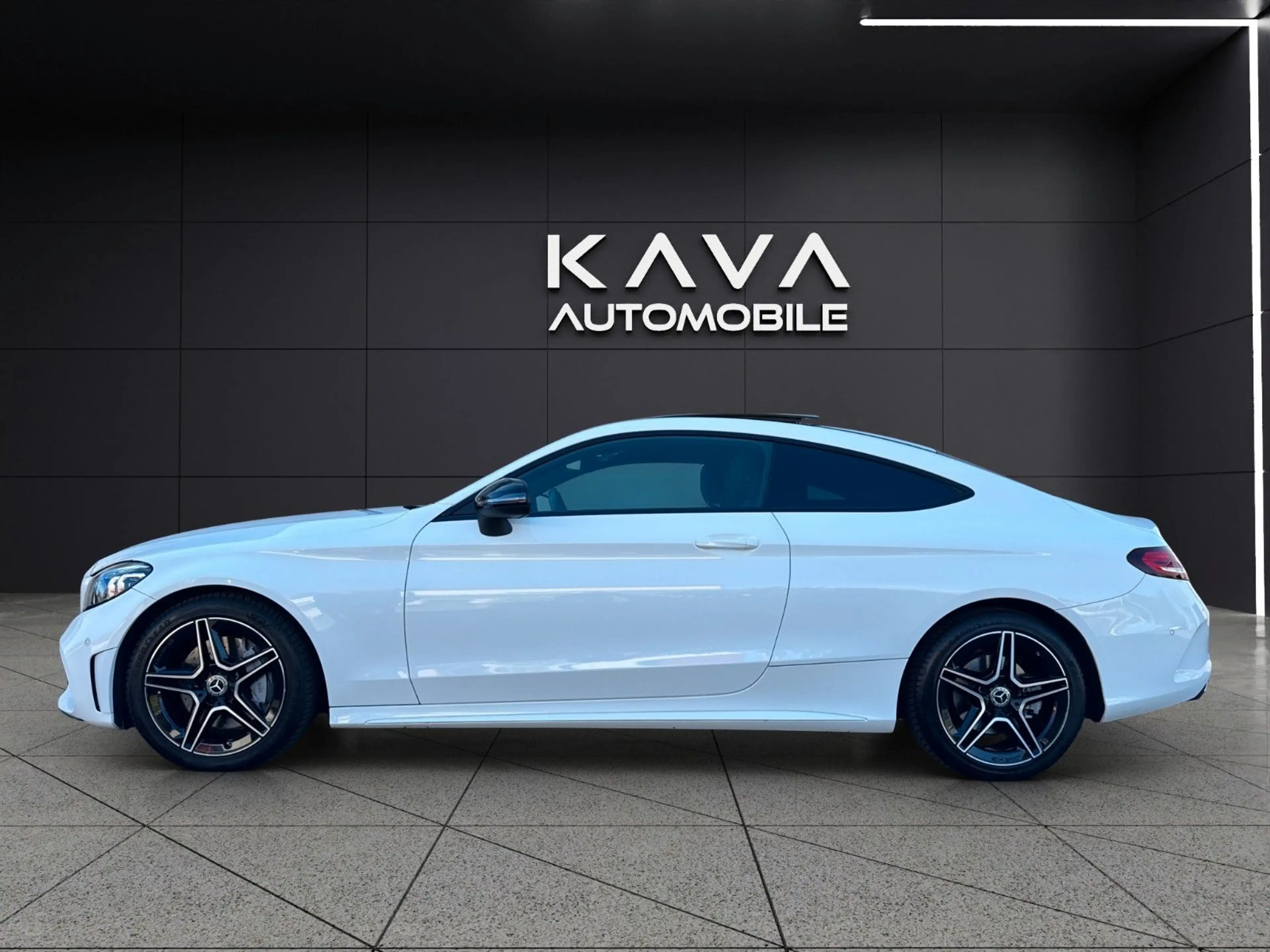 Mercedes-Benz C 300 Coupe Amg-Line*Pano*Night*Kam*AHK — photo 7