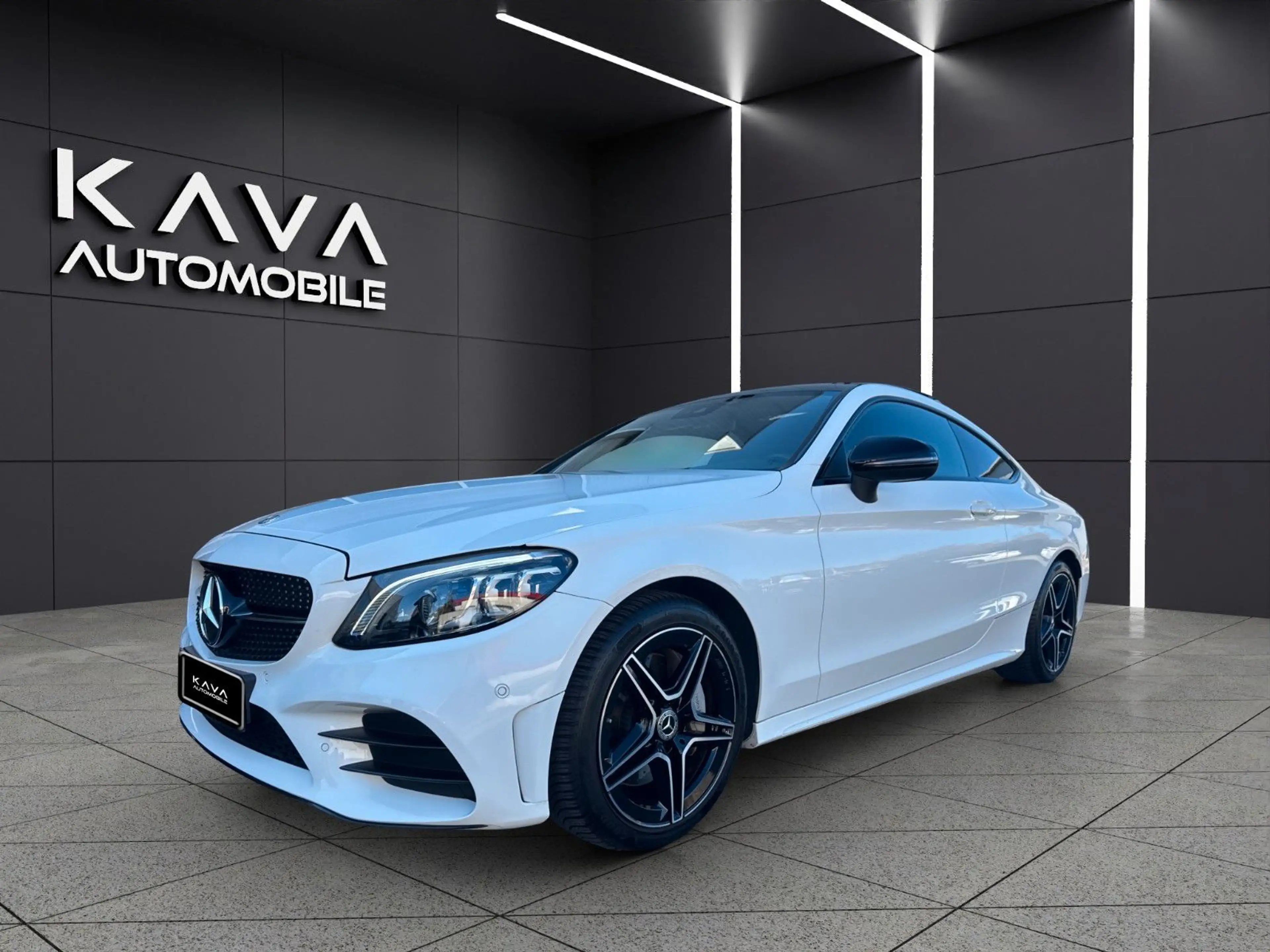 Mercedes-Benz C 300 Coupe Amg-Line*Pano*Night*Kam*AHK