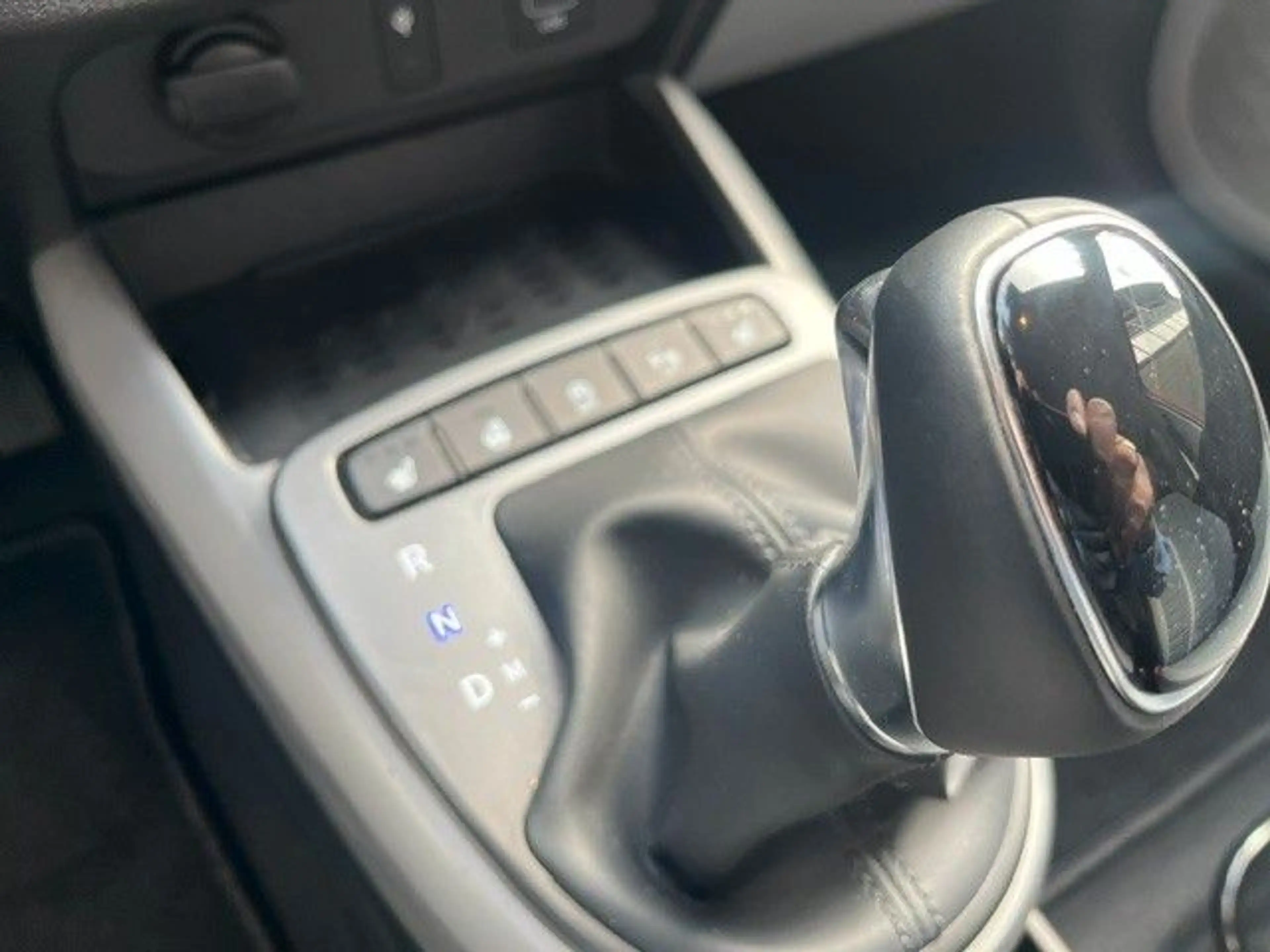 Hyundai i10 1.2 Prime Automatik — photo 14