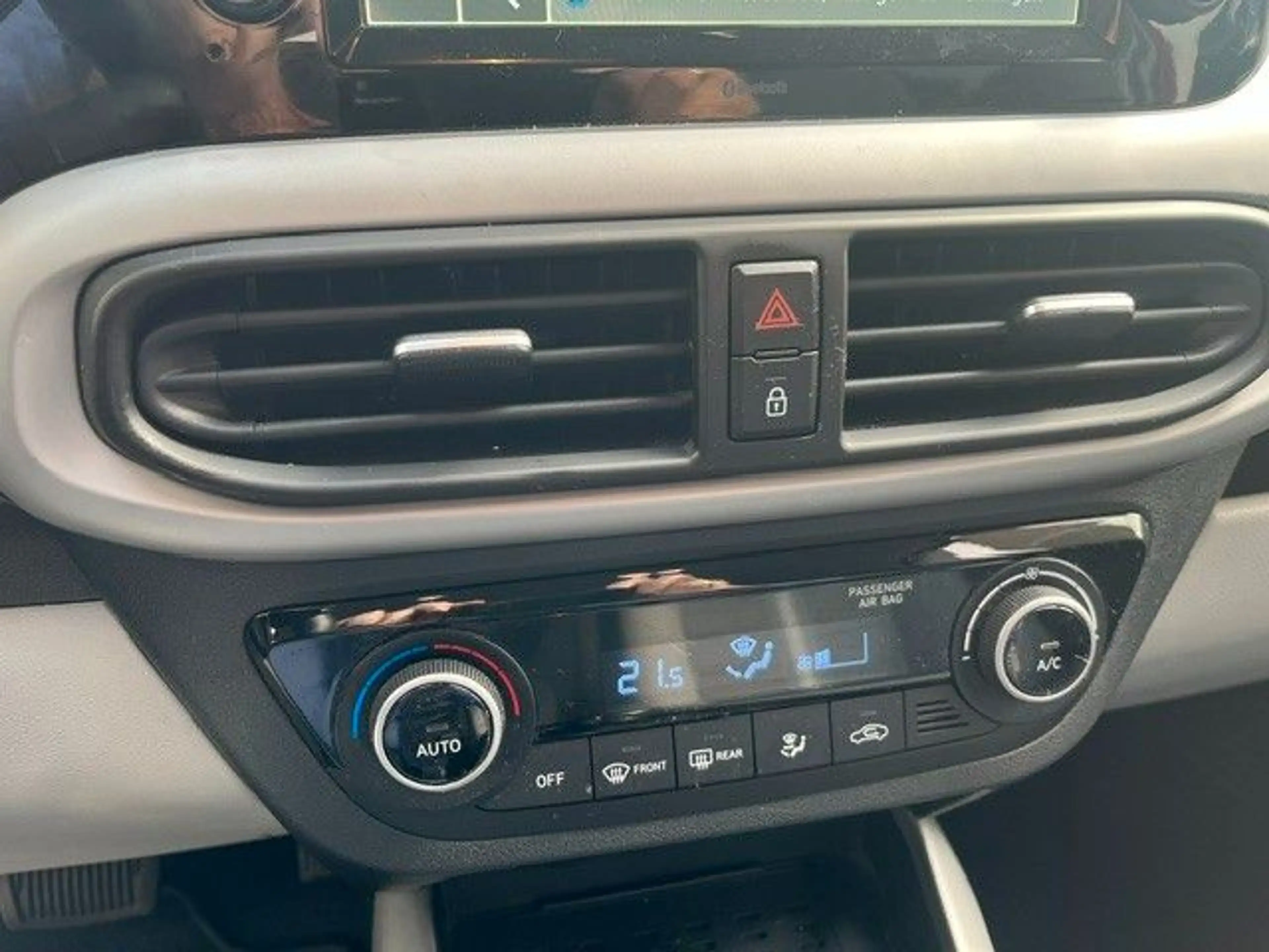 Hyundai i10 1.2 Prime Automatik — photo 13