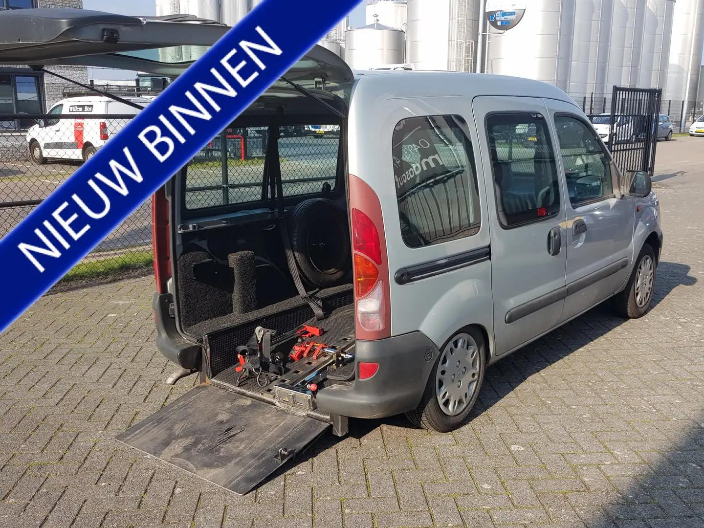 Renault Kangoo 1.4 RT uitvoering rolstoel auto met elektrische la Gri - 1