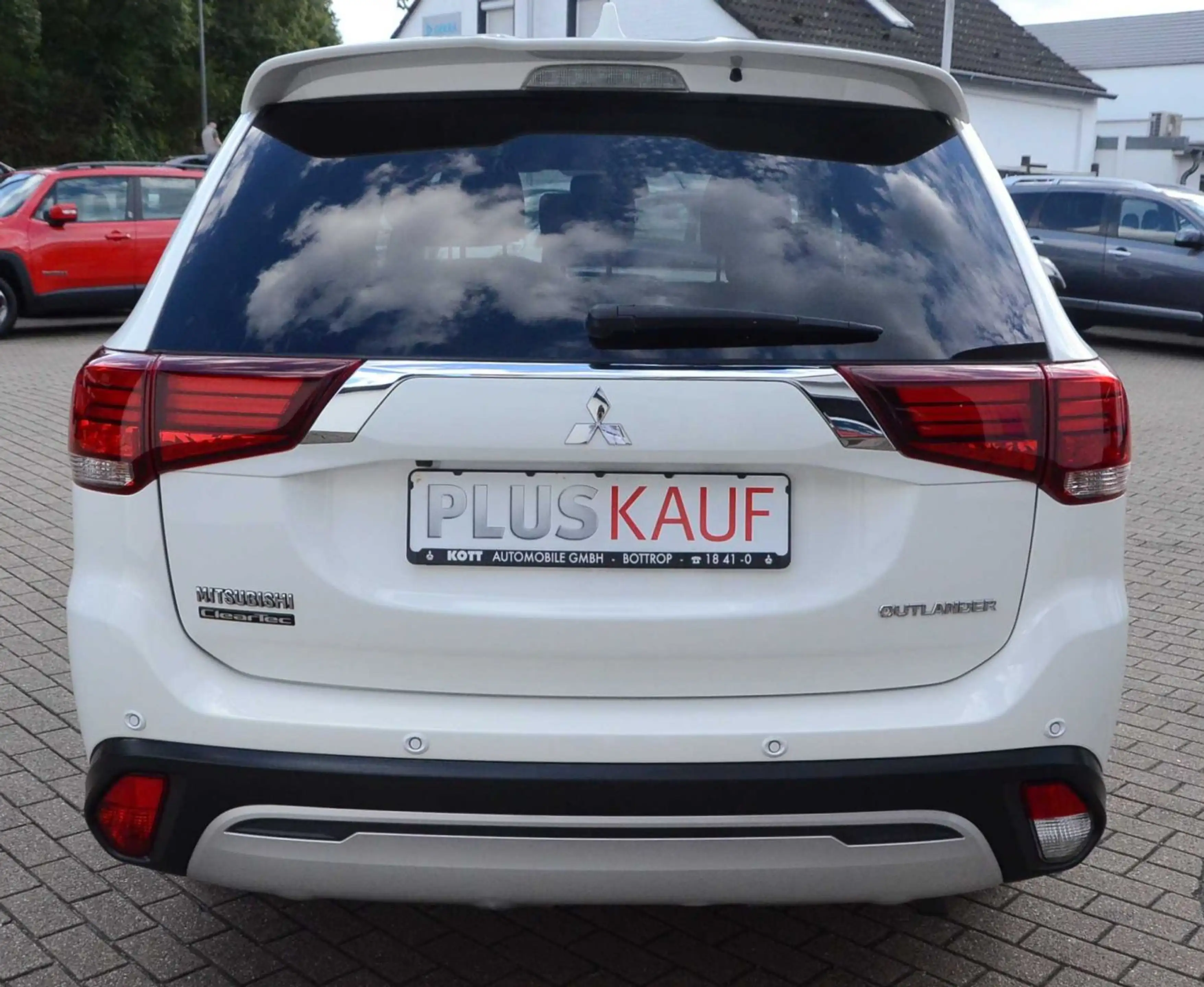 Mitsubishi Outlander Diamant Edition+ 2.0 2WD CVT — photo 5