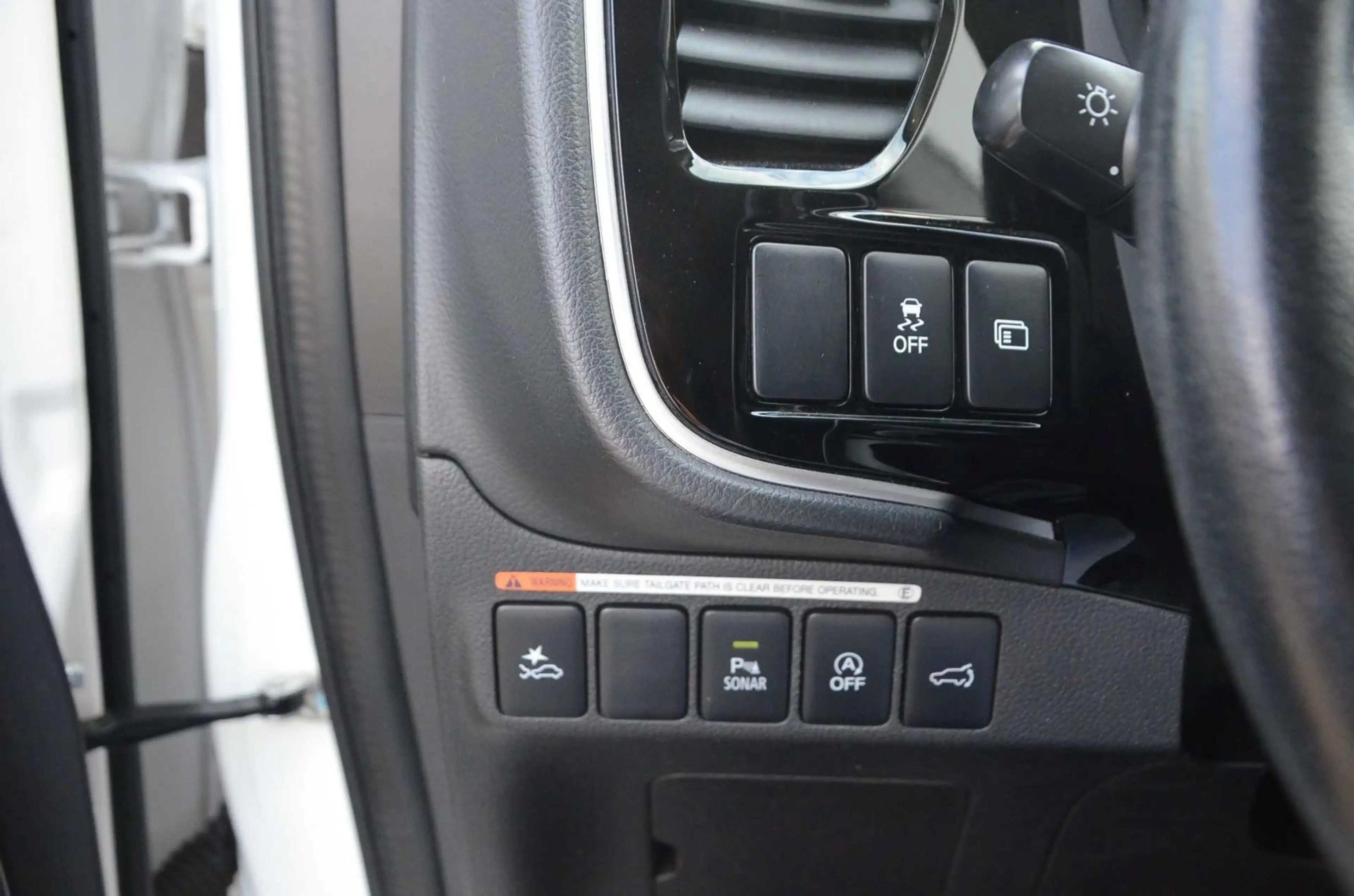 Mitsubishi Outlander Diamant Edition+ 2.0 2WD CVT — photo 9