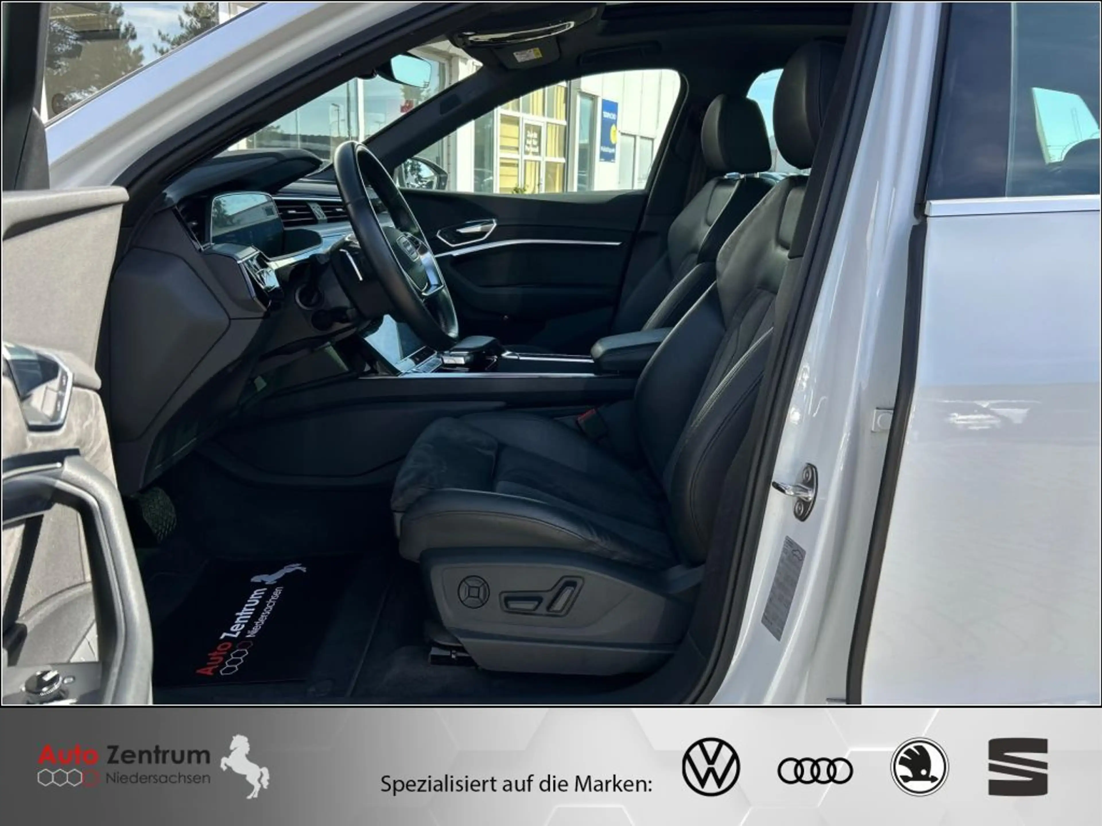 Audi e-tron 55 quattro StandHz*MATRIX*HeadUp*B&O*Pano*KAM* — photo 13