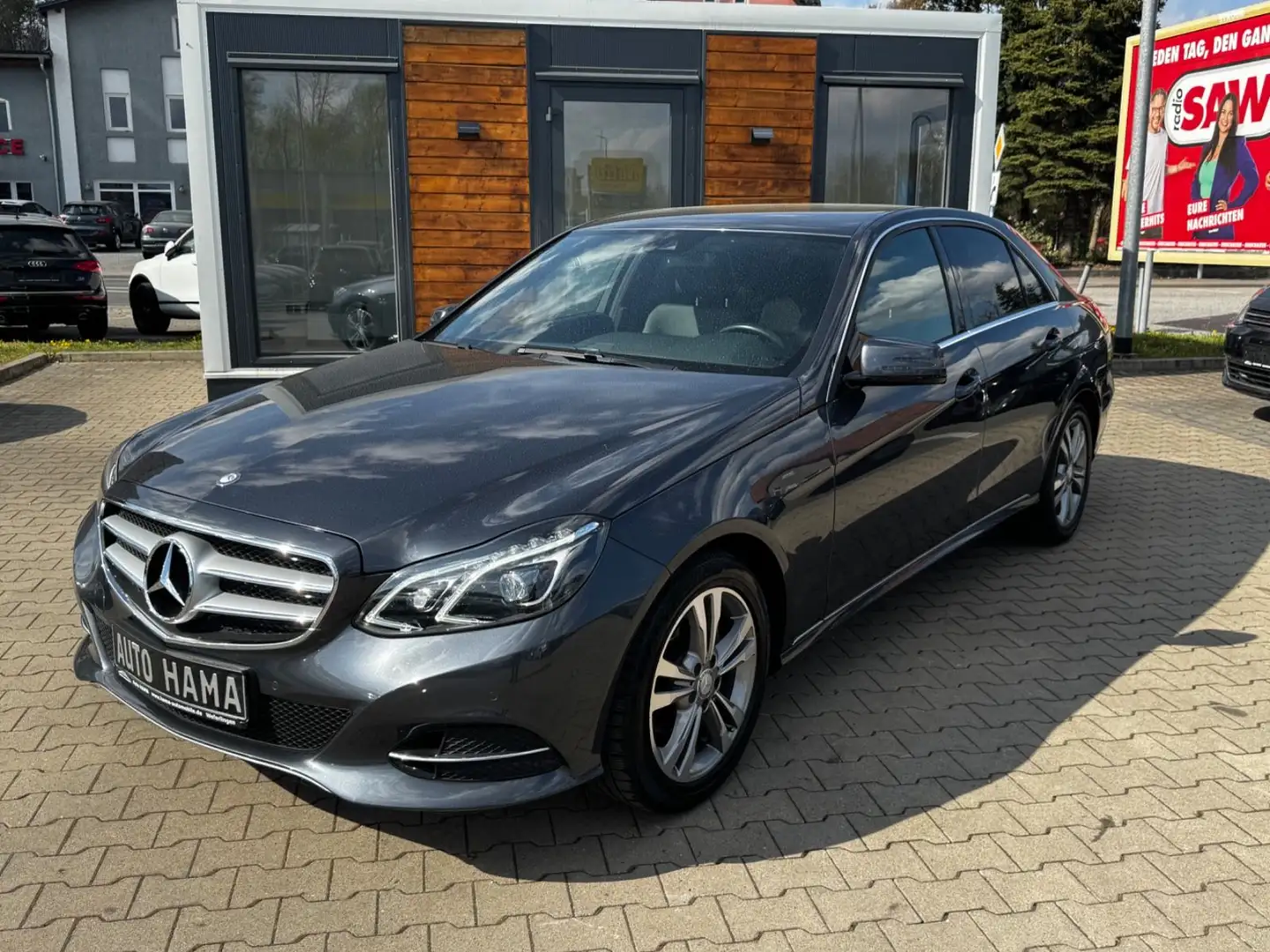 Mercedes-Benz E 220 CDI Lim. *NAVI*LED*ACC*73TKM*EINMALIG* Grigio - 2