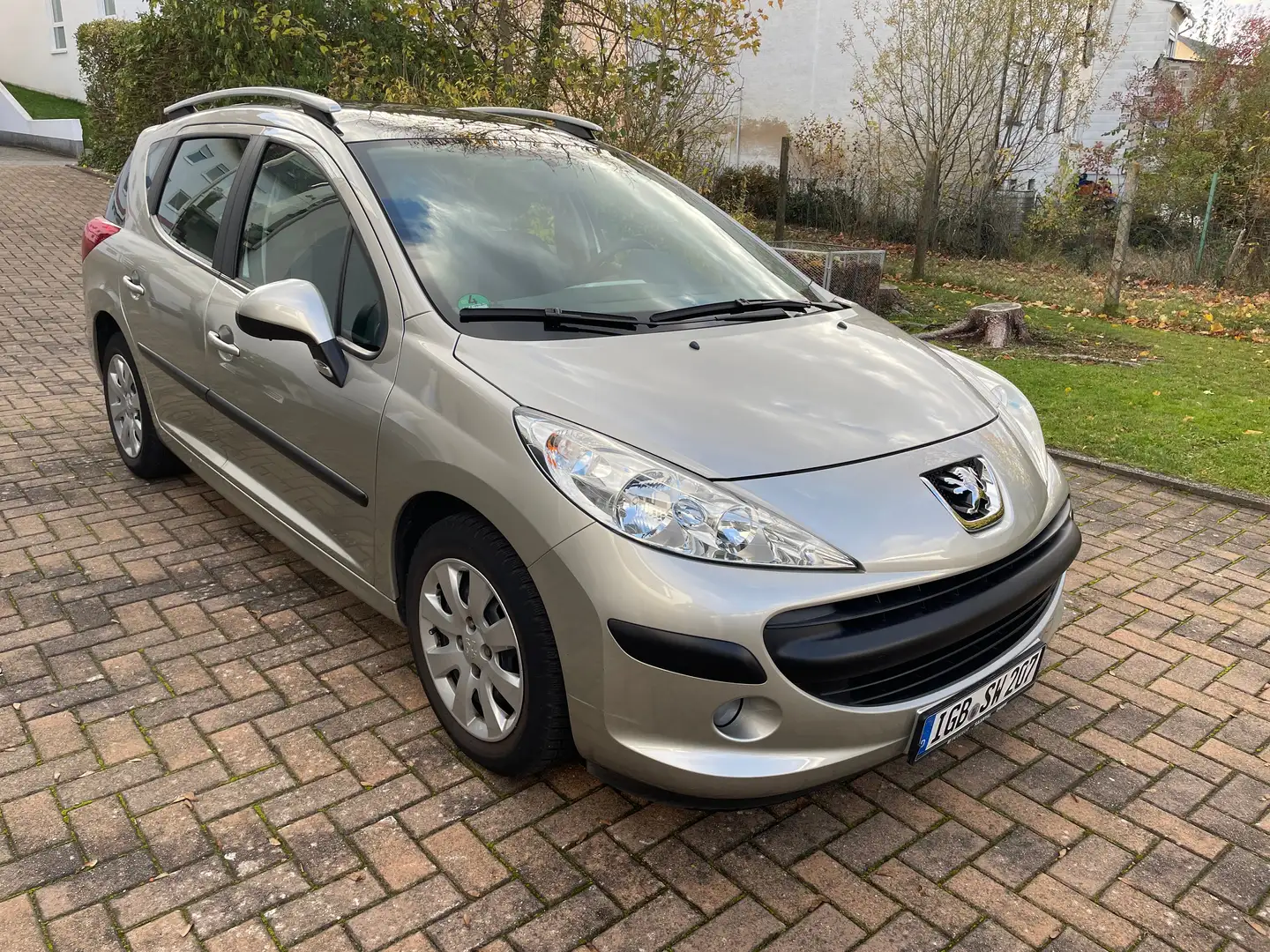 Peugeot 207 207 SW 95 VTi Tendance Grau - 2