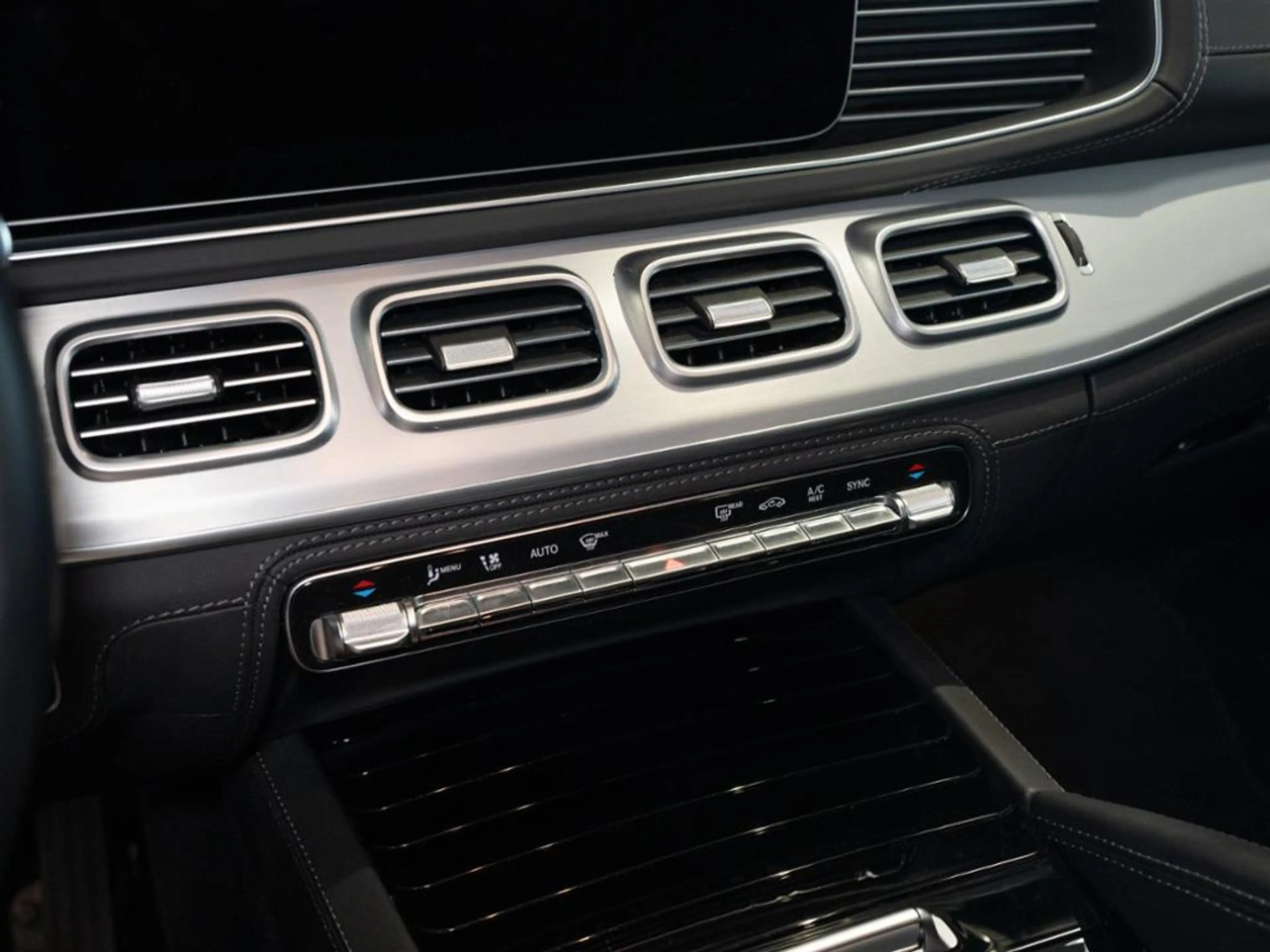 Mercedes-Benz GLE 450 d 4M KOM BURM WIDE MEMO MULTI 360 AHK — photo 11