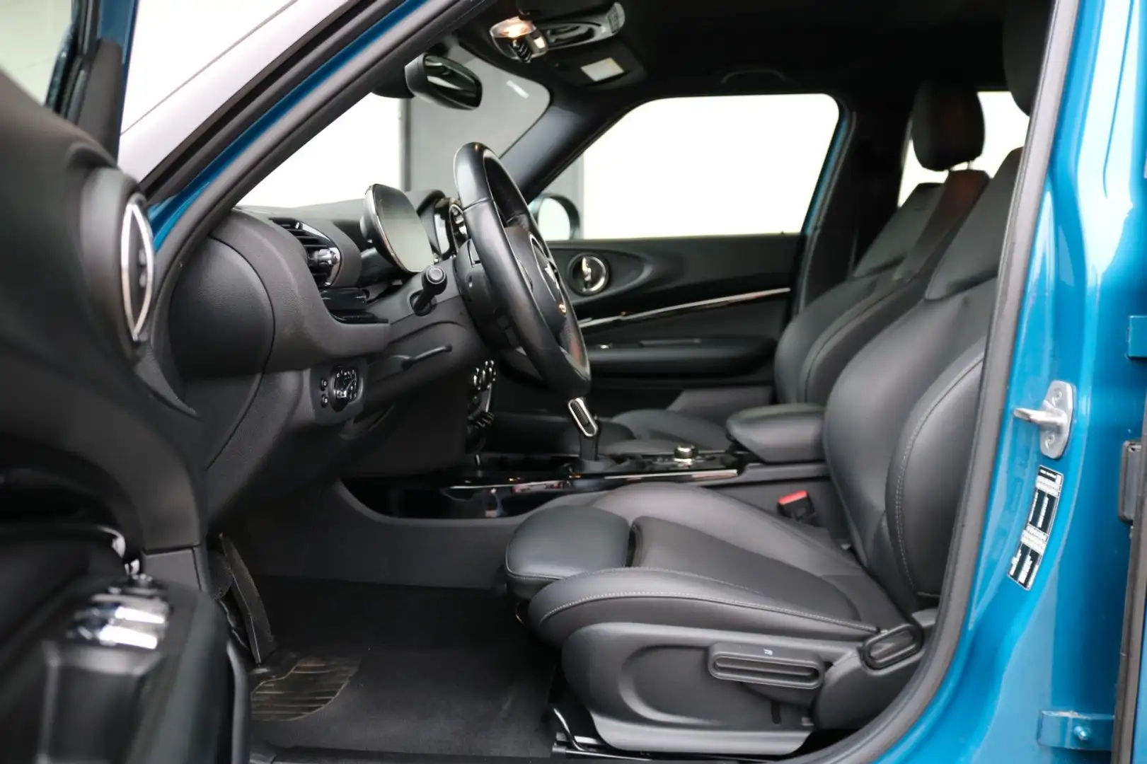 MINI Cooper Clubman Cooper Classic Trim Automatik Blau - 2