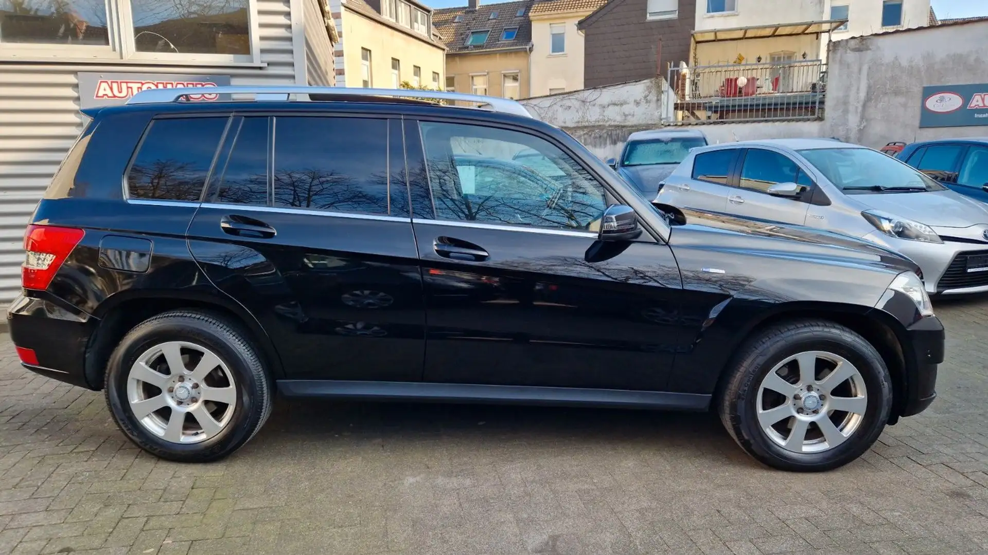 Mercedes-Benz GLK 250 CDI BlueEfficiency 4Matic PANORAMA+NAVI Negru - 2