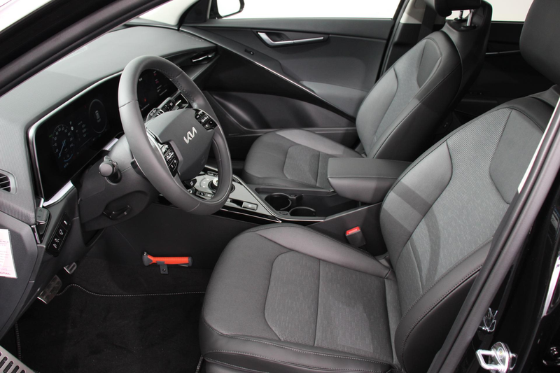 Kia e-Niro EV DynamicPlusLine 64.8 kWh Navigatie Half Leder S — photo 6
