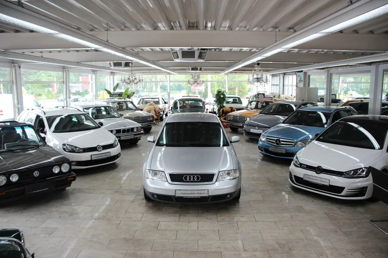 Audi A6 2.4 Automatik Limousine, foto 1