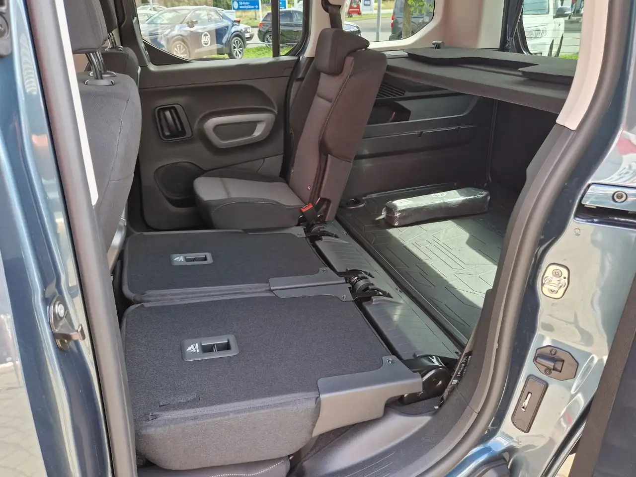 Toyota Proace City Verso 1.5 D-4d L1 Teamplayer 10