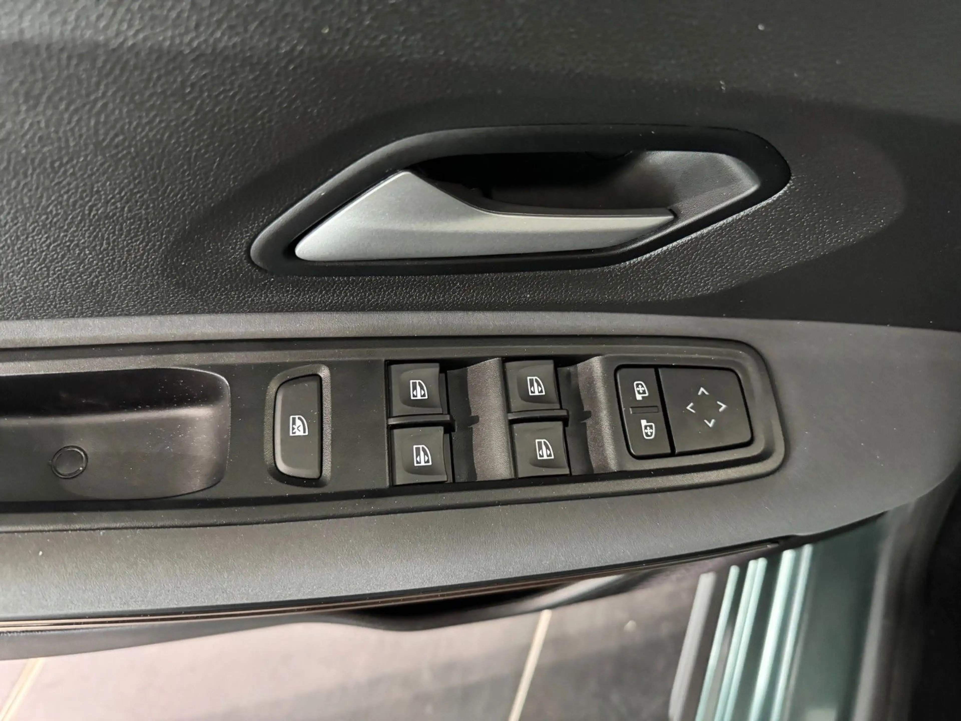 Dacia Jogger Extreme TCe110 7-Sitzer  *Top Ausstattung — photo 5