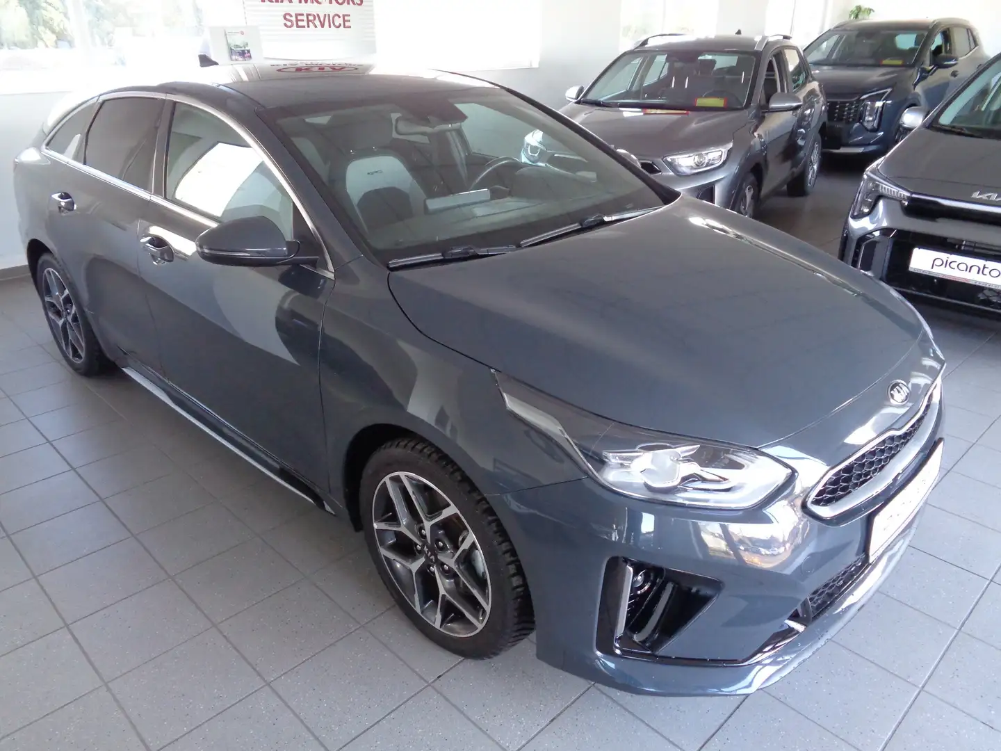 Kia ProCeed / pro_cee'd GT-Line behobener Unfallschaden hinten Gris - 2
