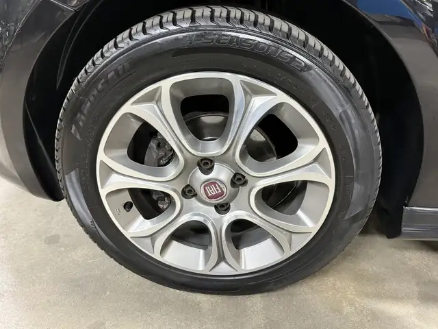 Fiat Punto Evo view 11