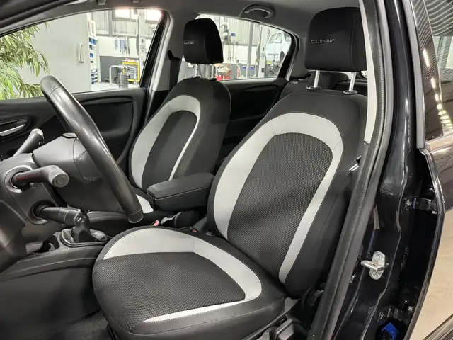 Fiat Punto Evo view 10