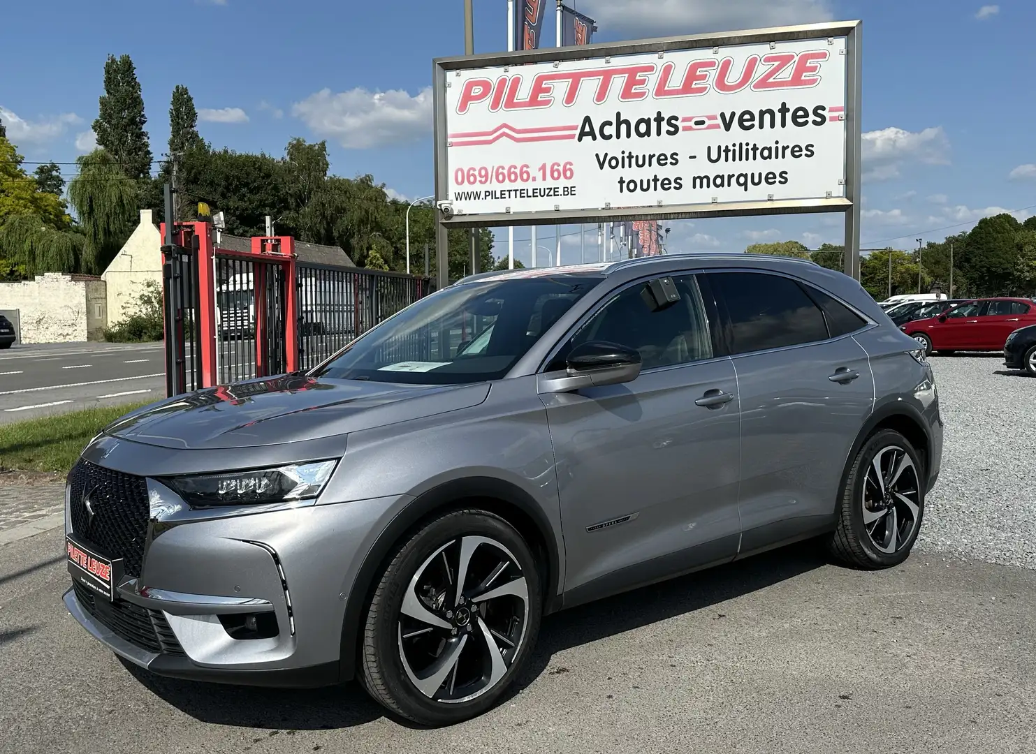 DS Automobiles DS 7 Crossback 1.5 BlueHDi So Chic (EU6.2) Gris - 2