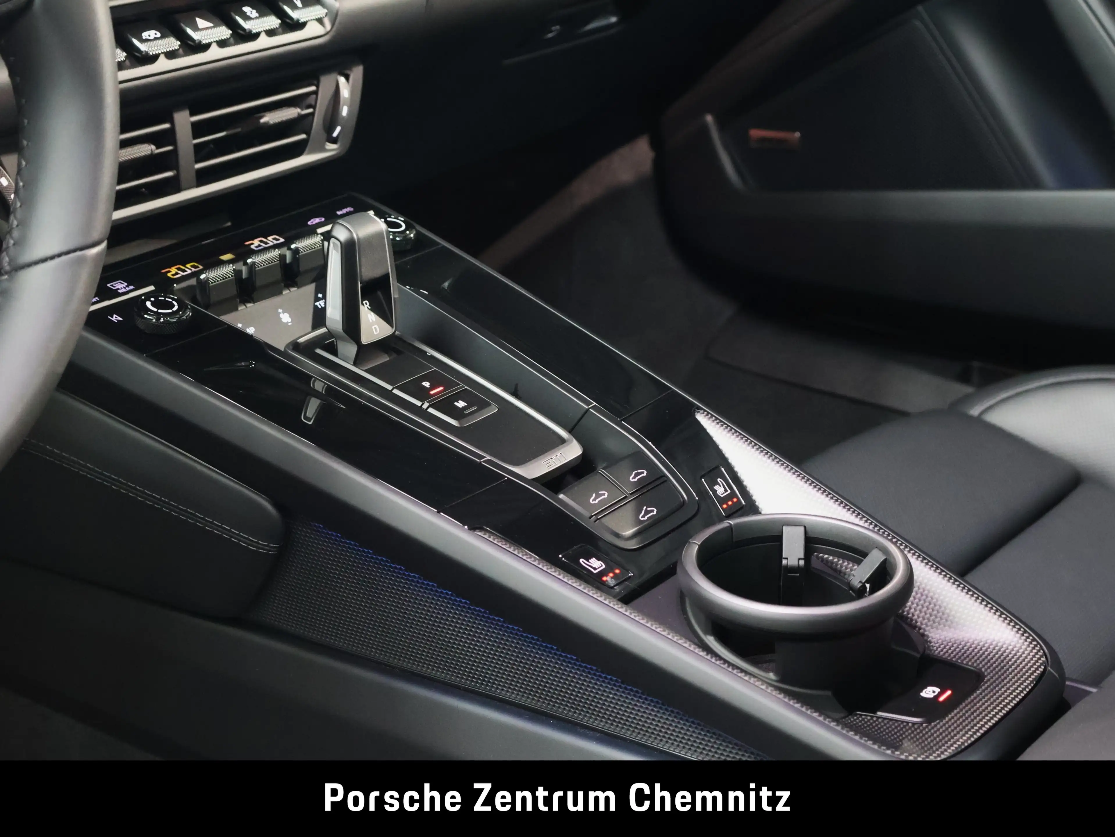 Porsche 911 Carrera GTS 18-Wege;elektr. Schiebedach; — photo 14