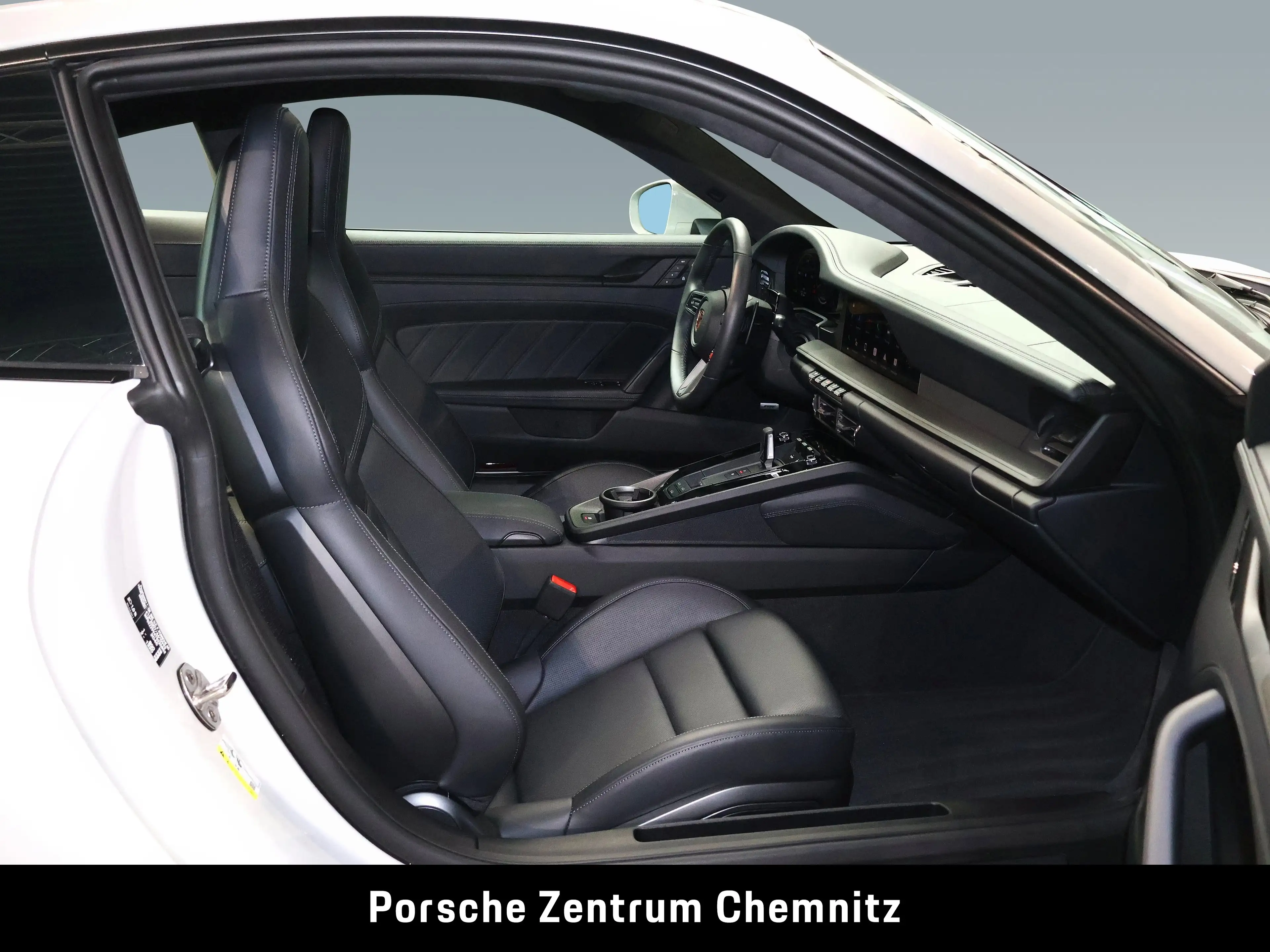Porsche 911 Carrera GTS 18-Wege;elektr. Schiebedach; — photo 13