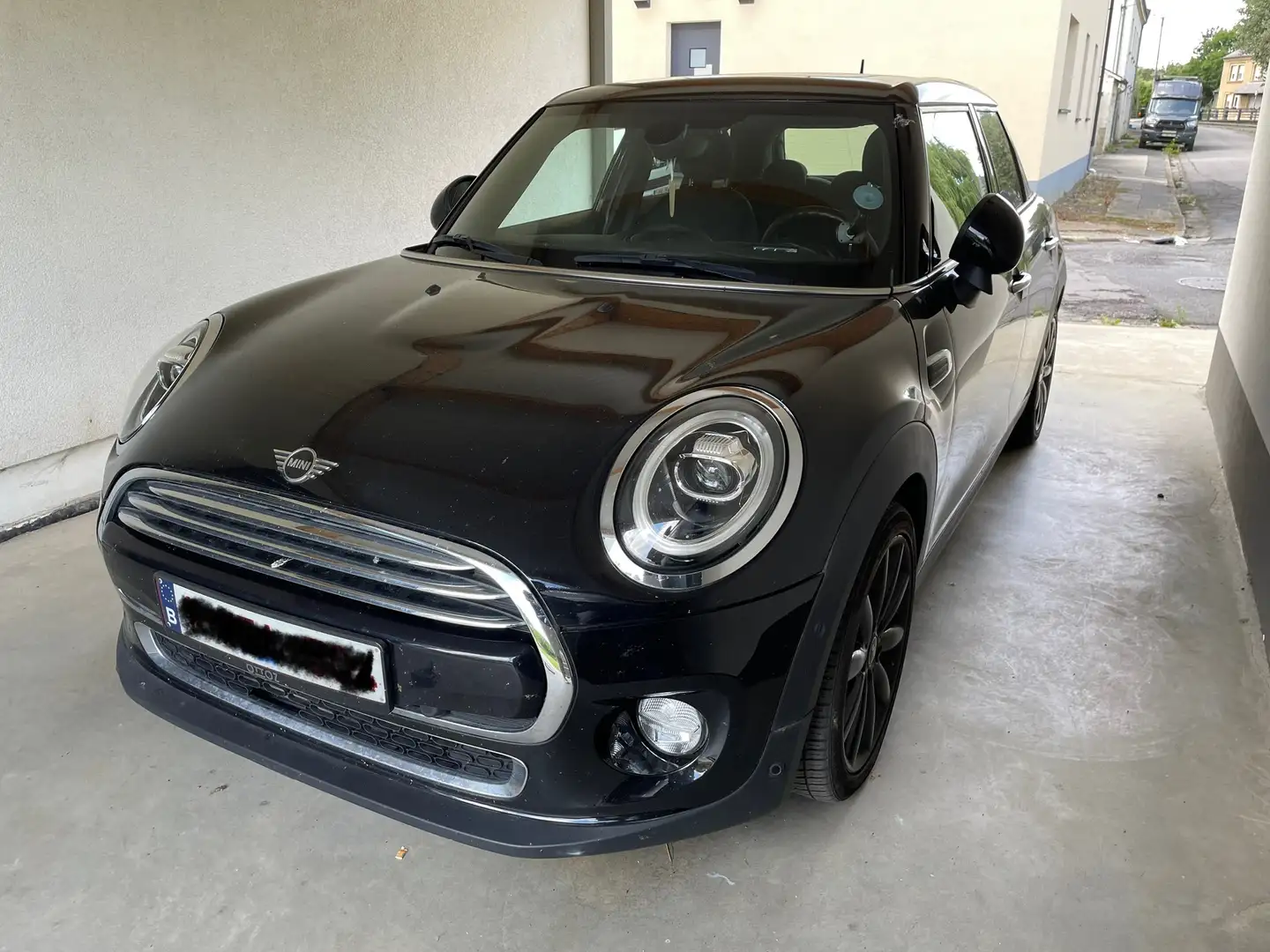 MINI Cooper Mini 1.5A Cooper OPF (EU6d-TEMP) Zwart - 1
