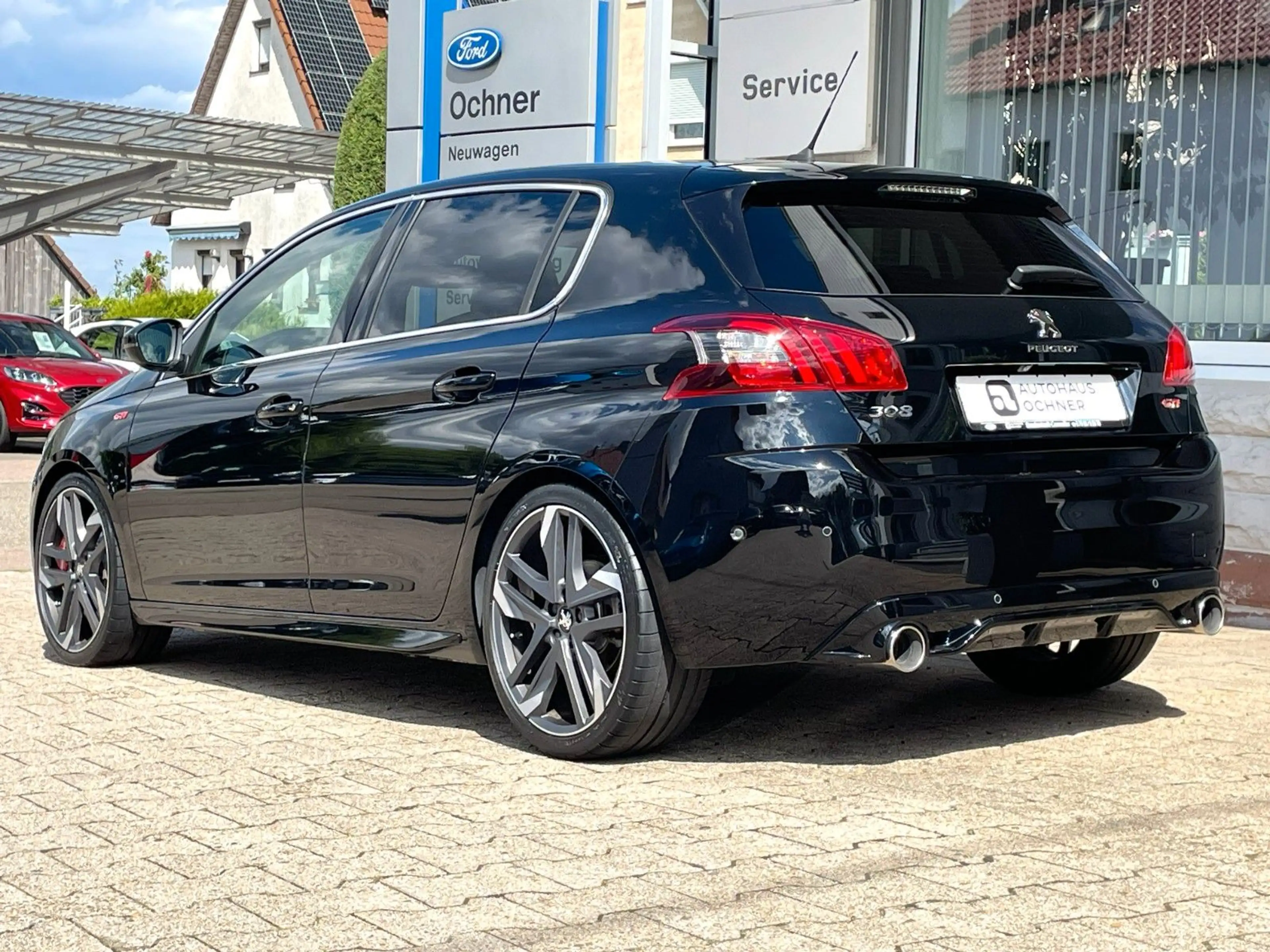 Peugeot 308 1.6 PureTech GTi — photo 3