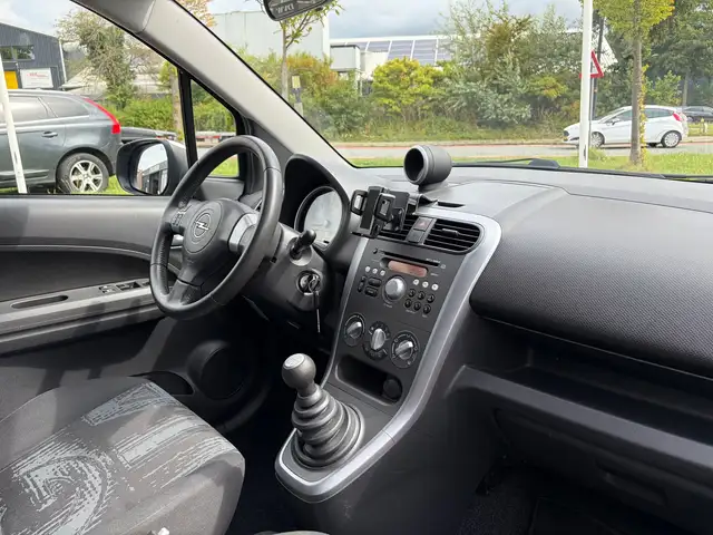 Opel Agila view 17