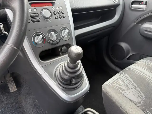 Opel Agila view 11
