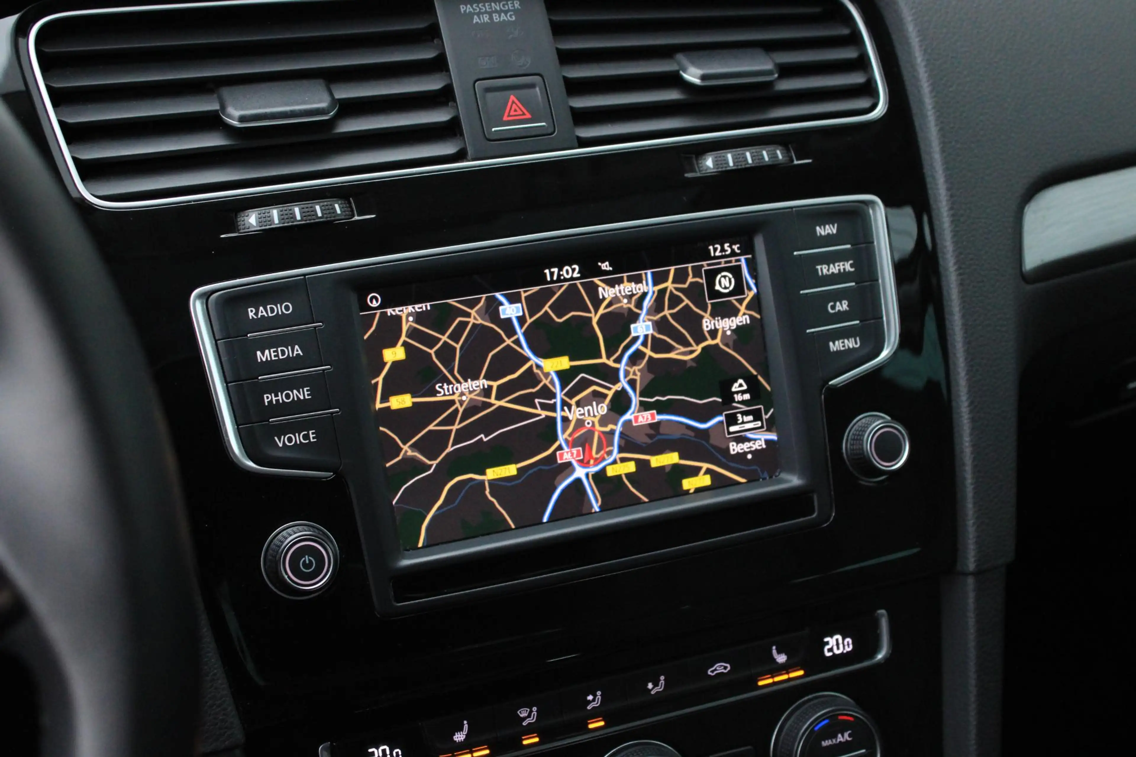 Volkswagen Golf 1.4 TSI Automaat Pano | Stoelverwarming | Parkeers — photo 7