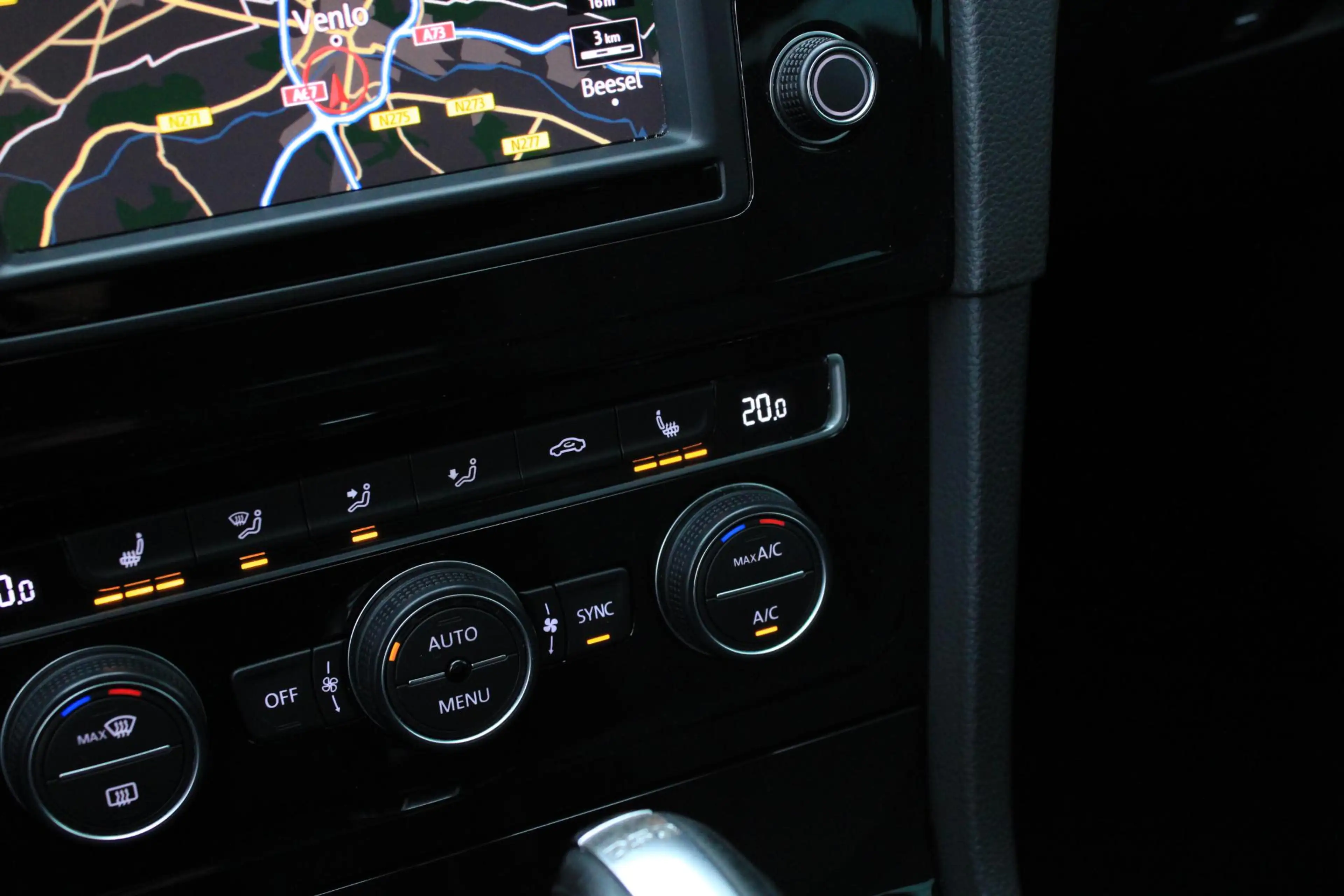 Volkswagen Golf 1.4 TSI Automaat Pano | Stoelverwarming | Parkeers — photo 20