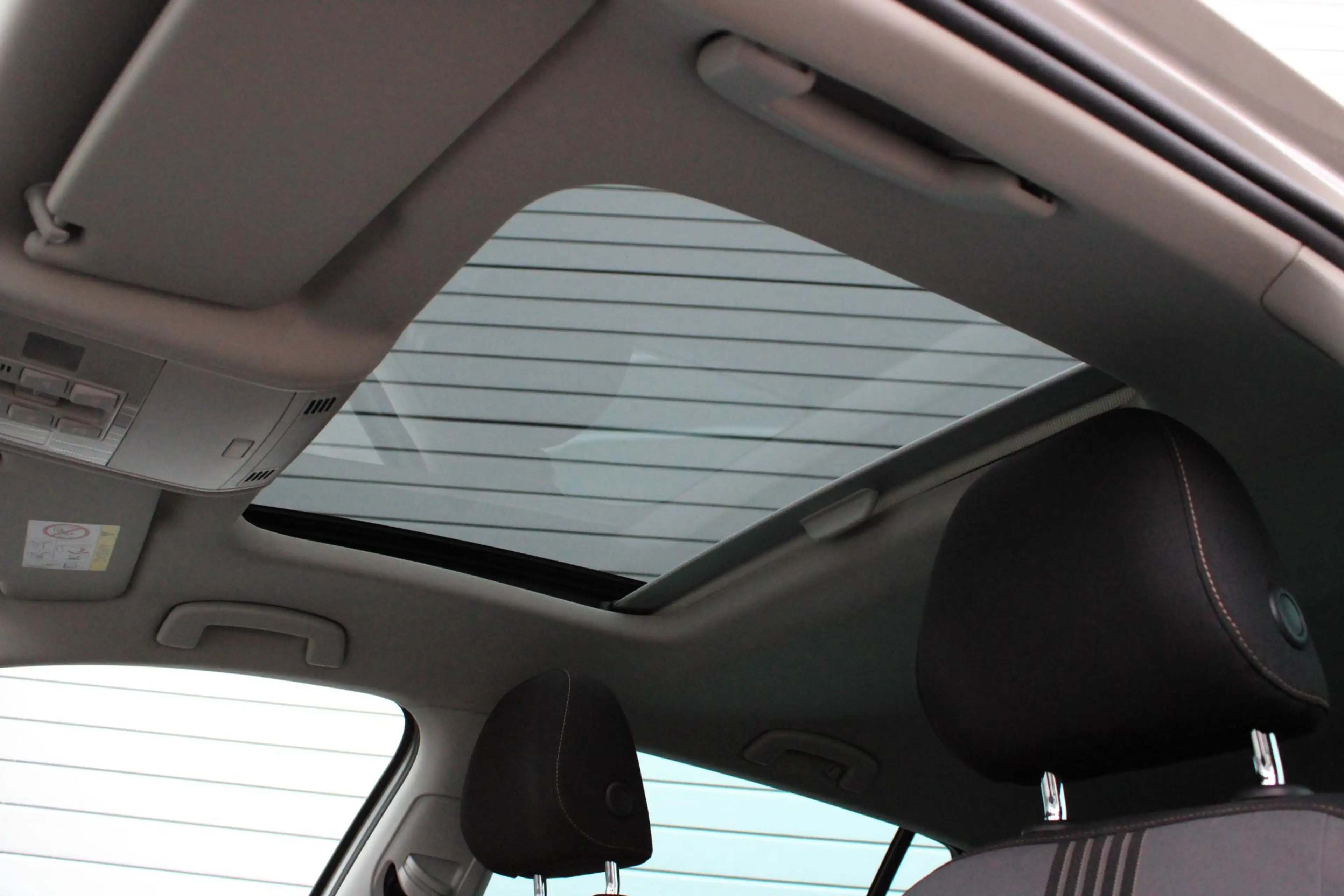 Volkswagen Golf 1.4 TSI Automaat Pano | Stoelverwarming | Parkeers — photo 10