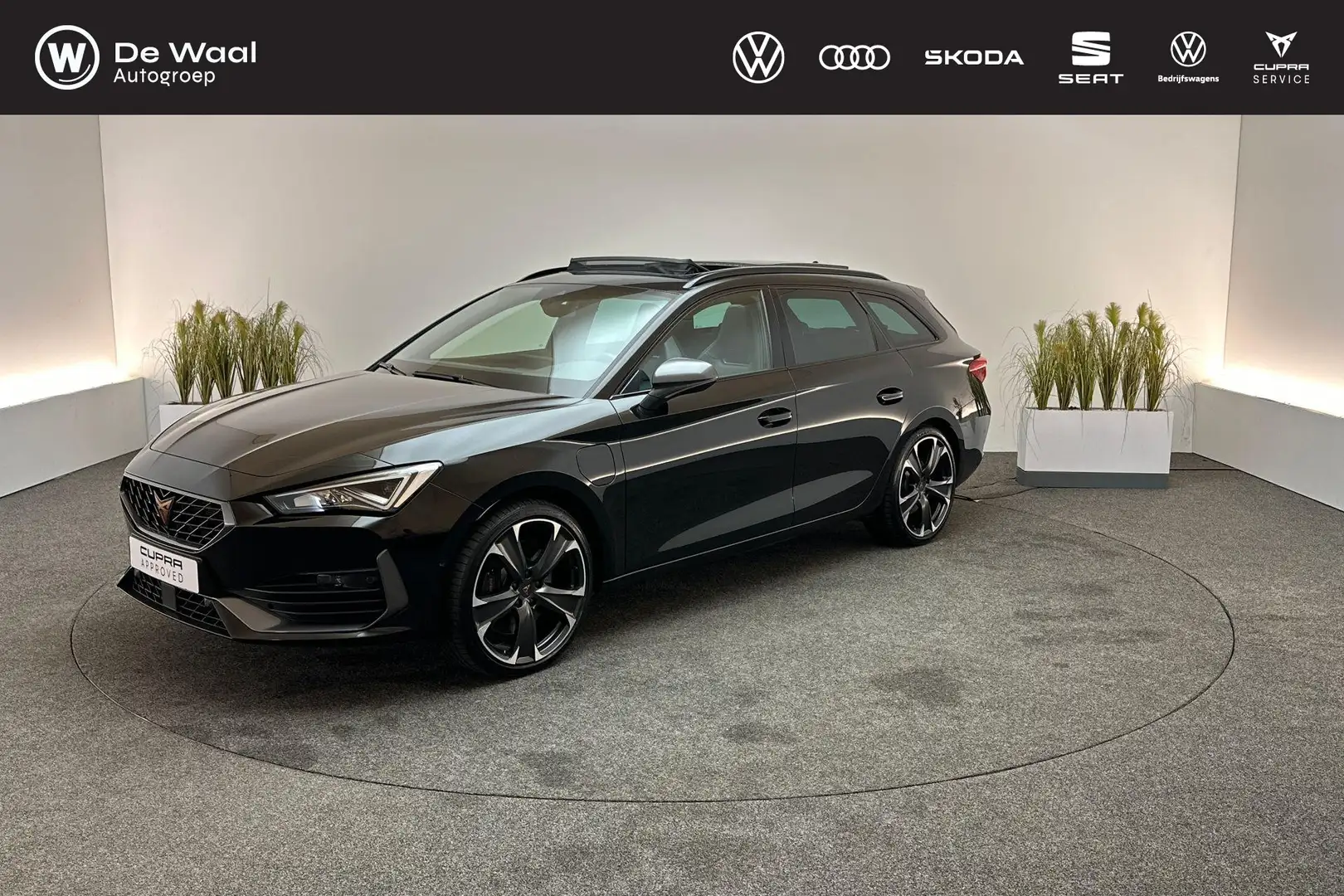CUPRA Leon Sportstourer 1.4 TSI 245pk DSG eHybrid PHEV FR | P Zwart - 1