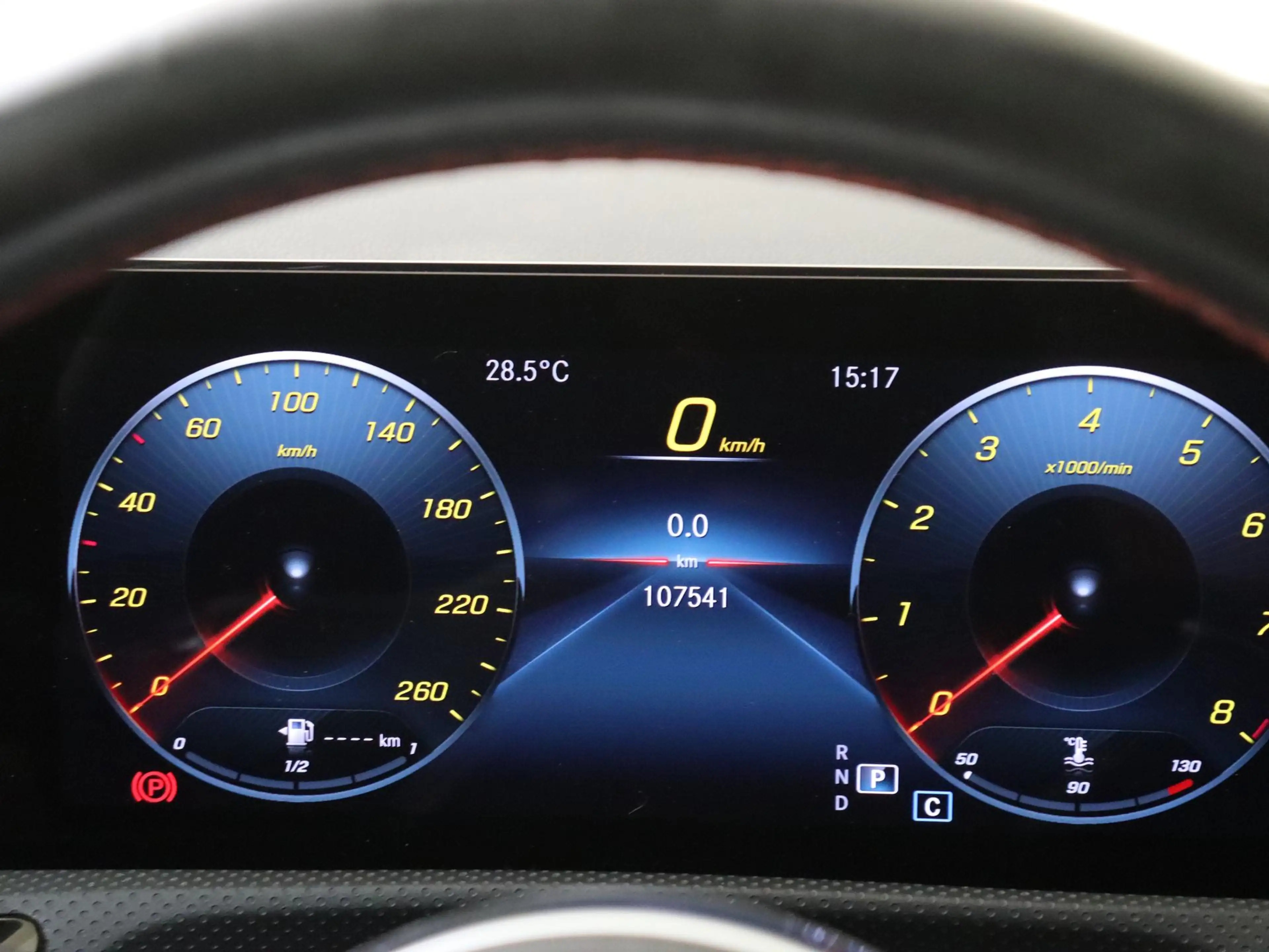 Mercedes-Benz CLA 200 Shooting Brake Business Solution AMG / Panoramadak — photo 12