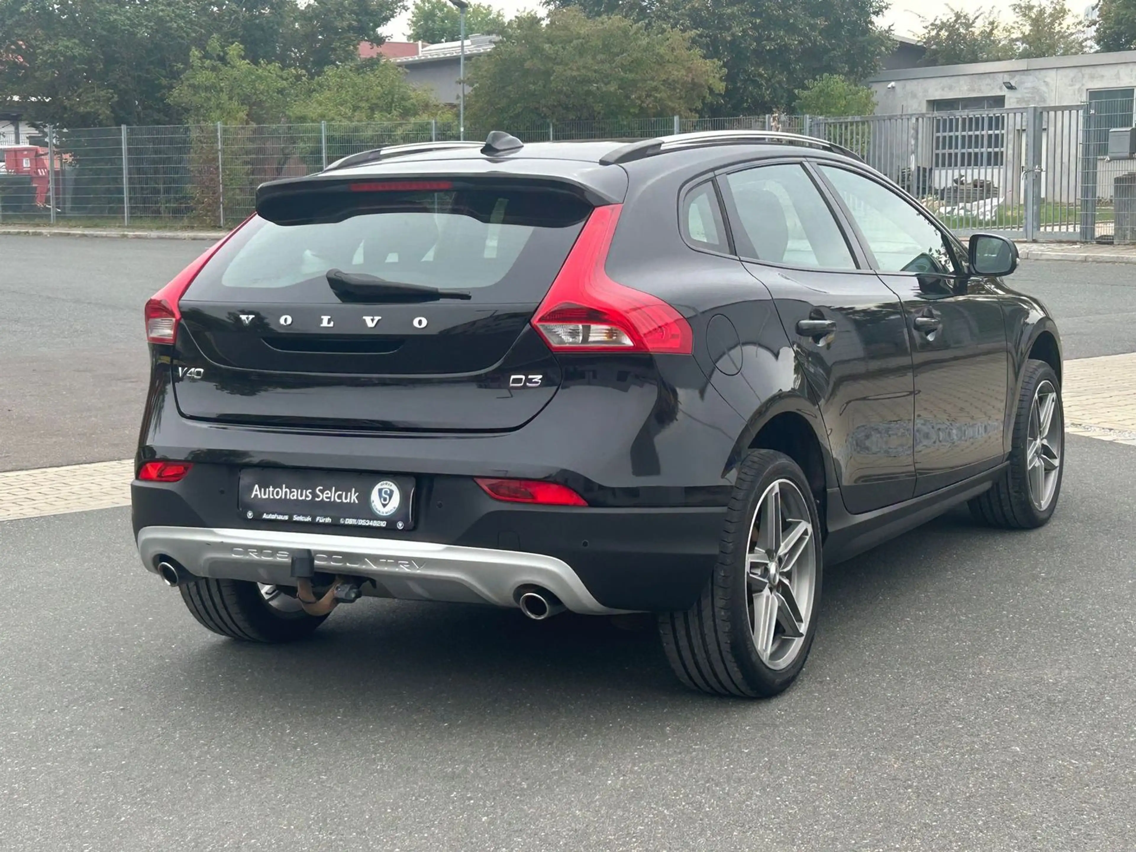 Volvo V40 Cross Country Momentum Cross Country *AHK*Navi*PDC*Xenon*SHZ* — photo 6